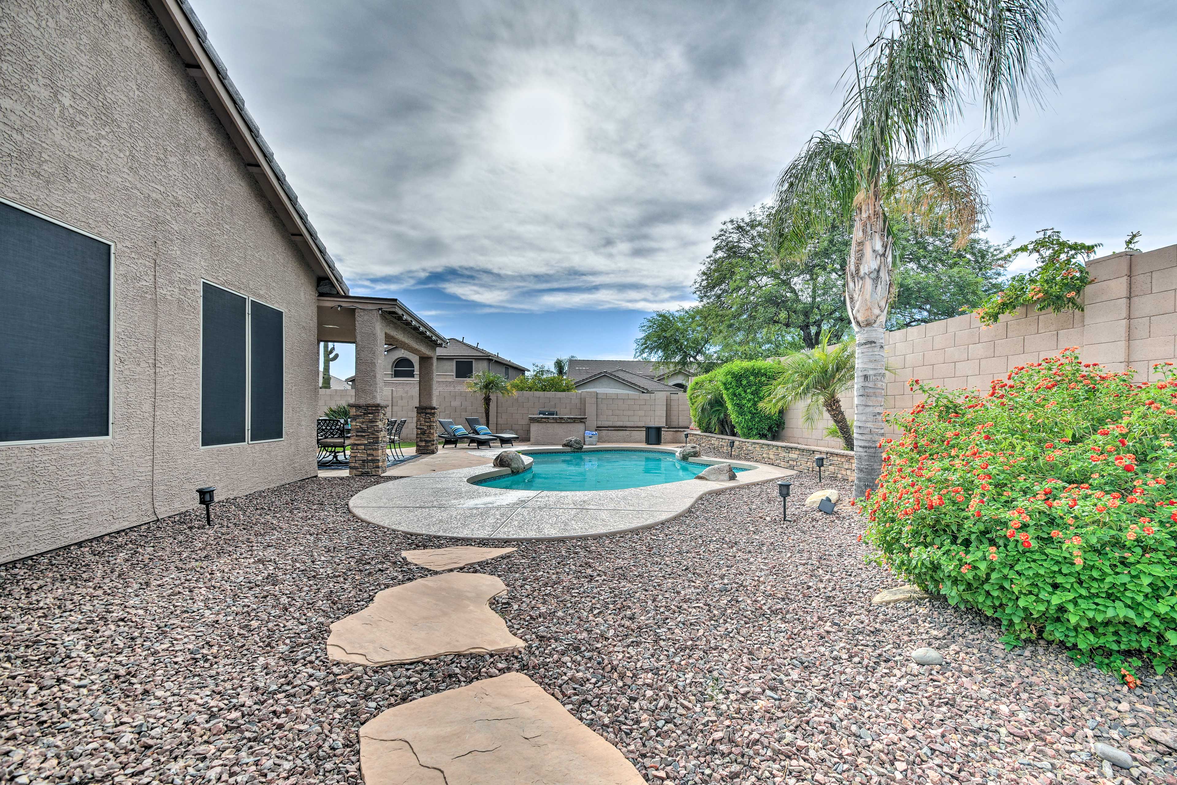 Outdoor Pool | Beach Towels Provided