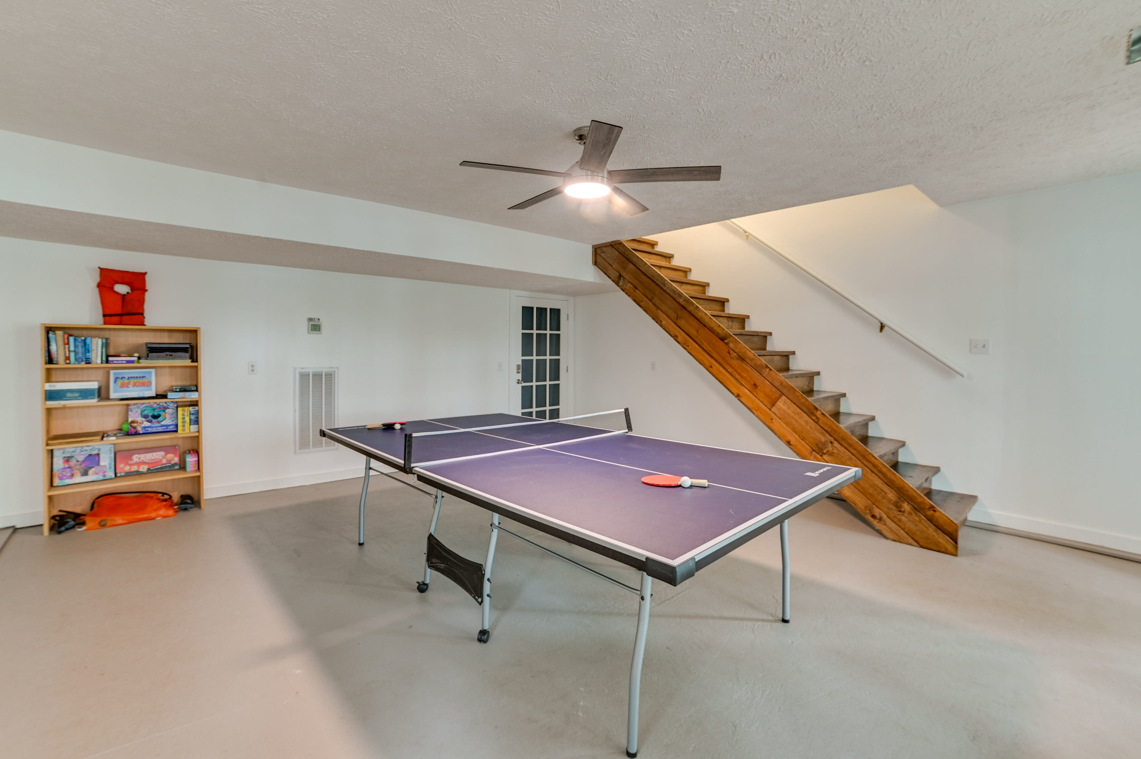 Game Room | Ping Pong Table | Board Games