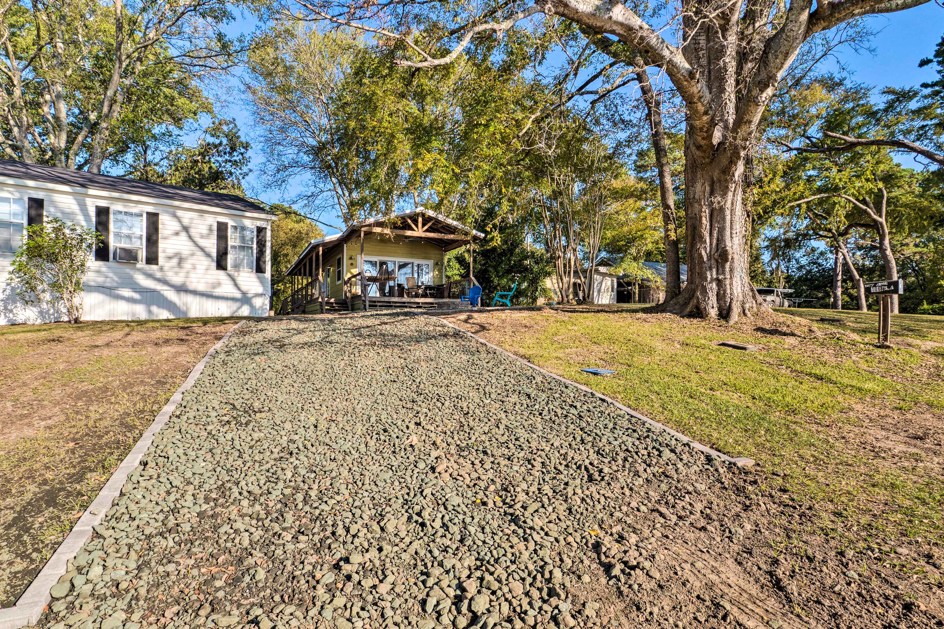 Parking | Driveway (3 Vehicles) | RV/Trailer Parking Allowed