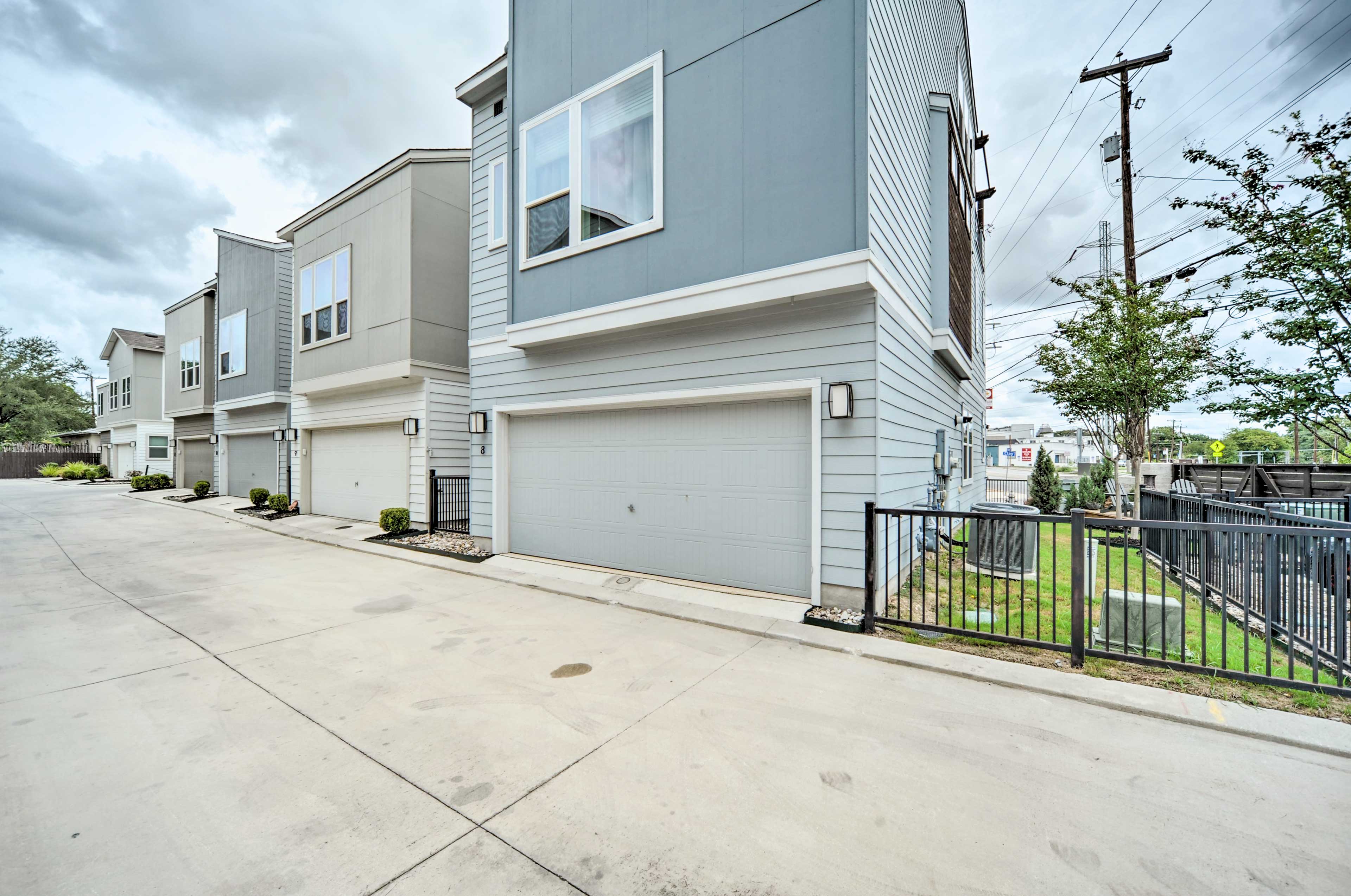 Parking | Garage (2 Vehicles) | Driveway (1 Vehicle)