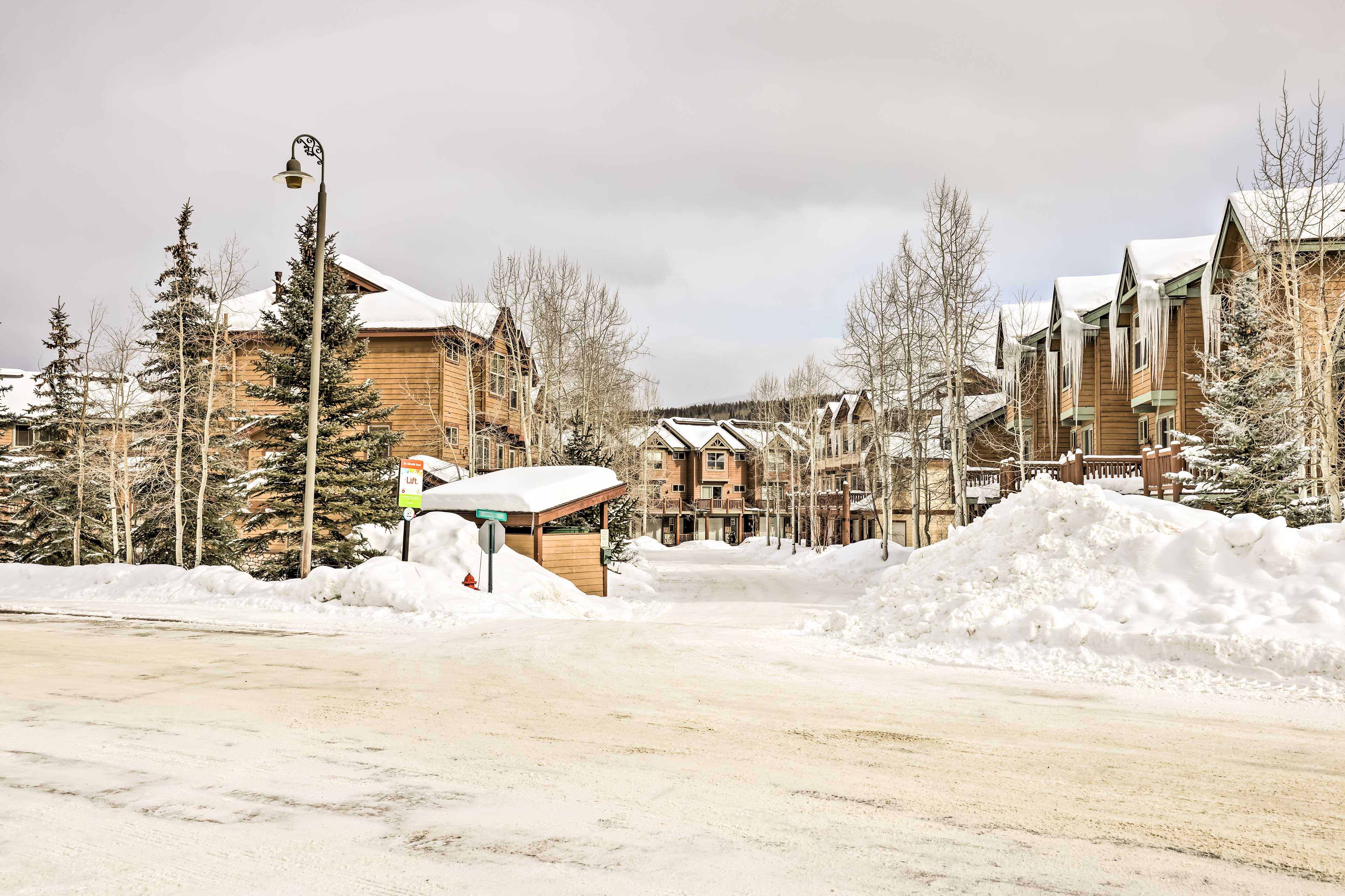 Ski Shuttle Stop