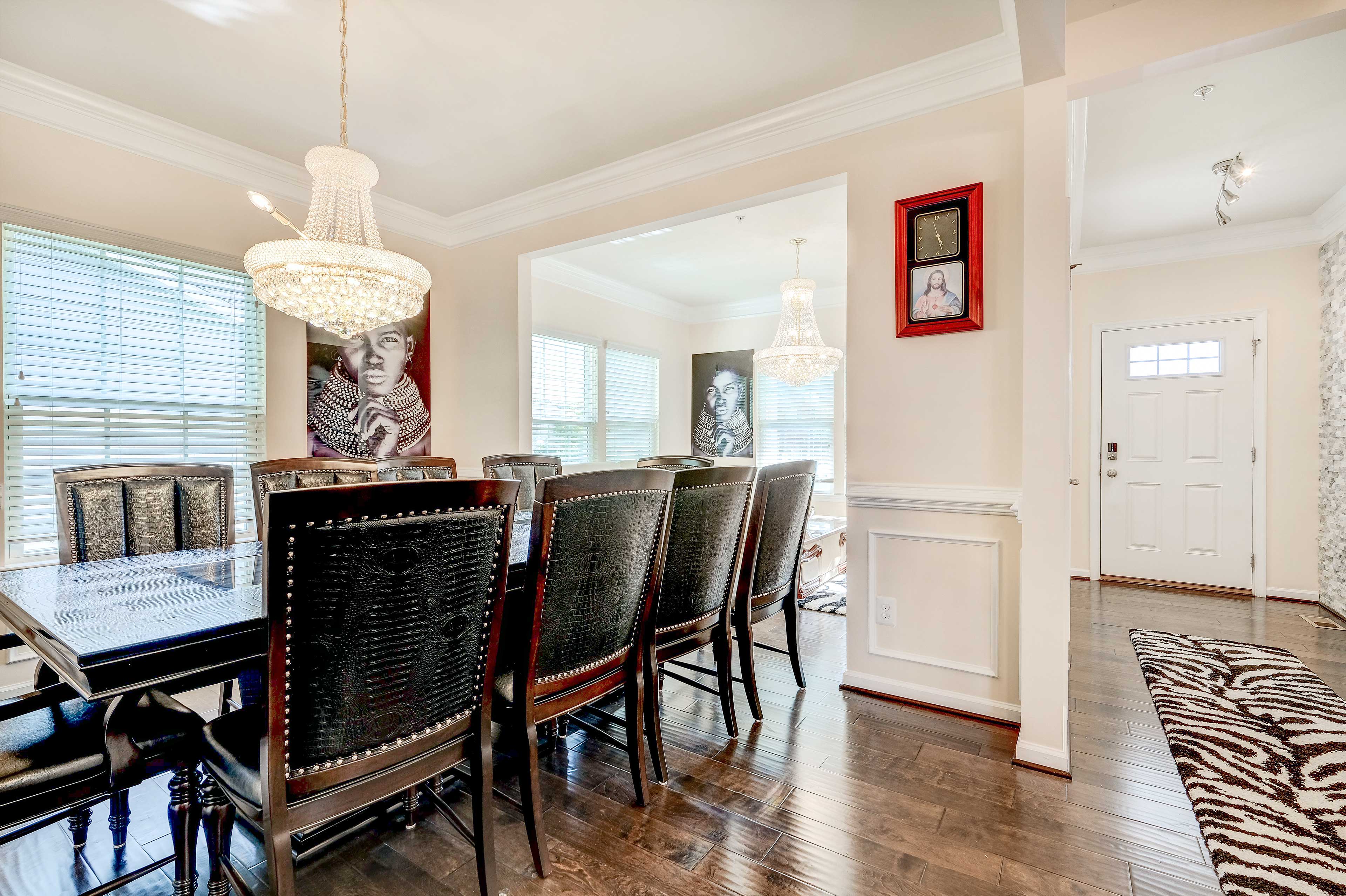 Dining Room | Wine Cellar | Dishware/Flatware Provided