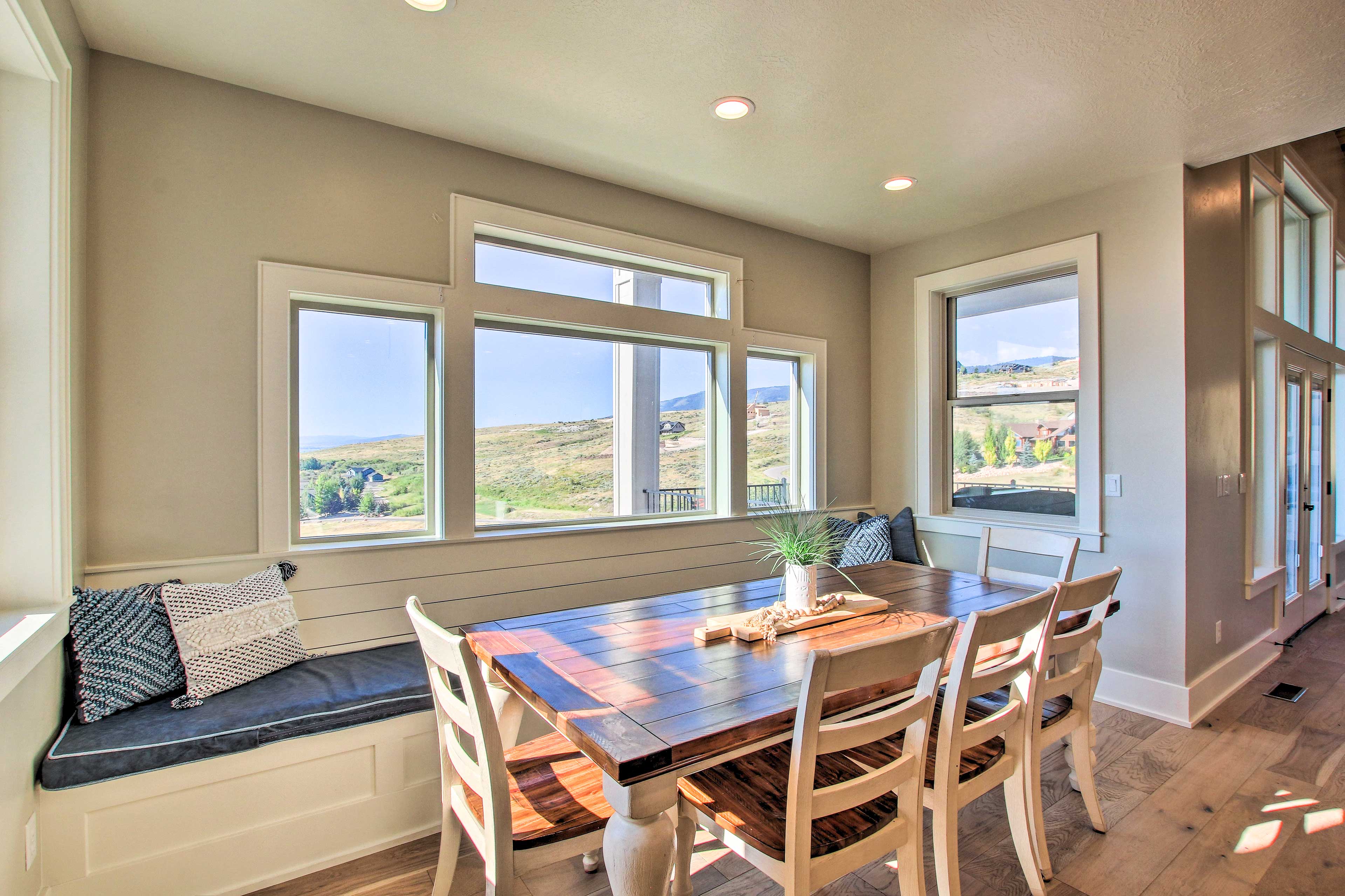 Dining Area | Main Floor