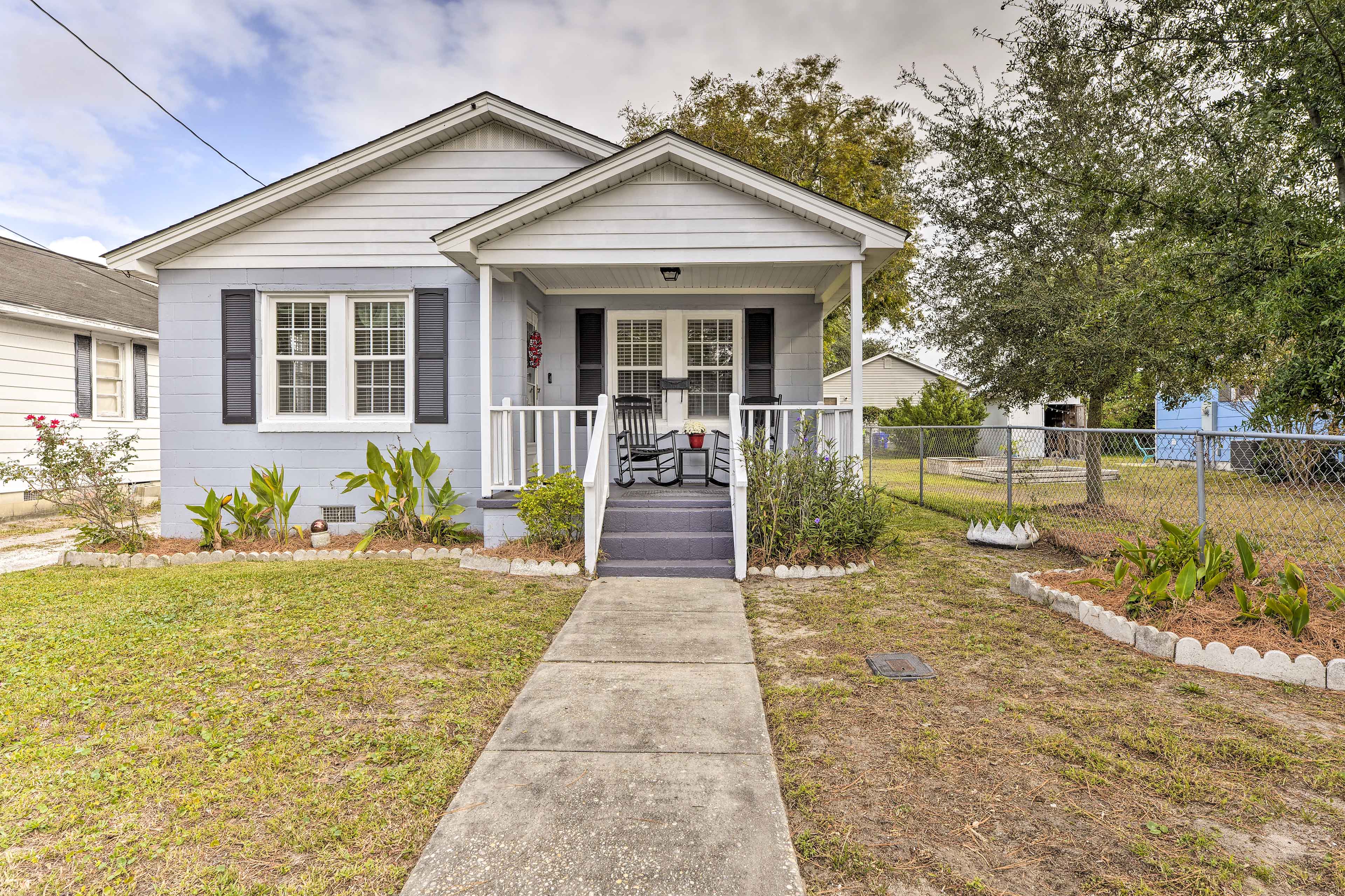 Exterior | Porch