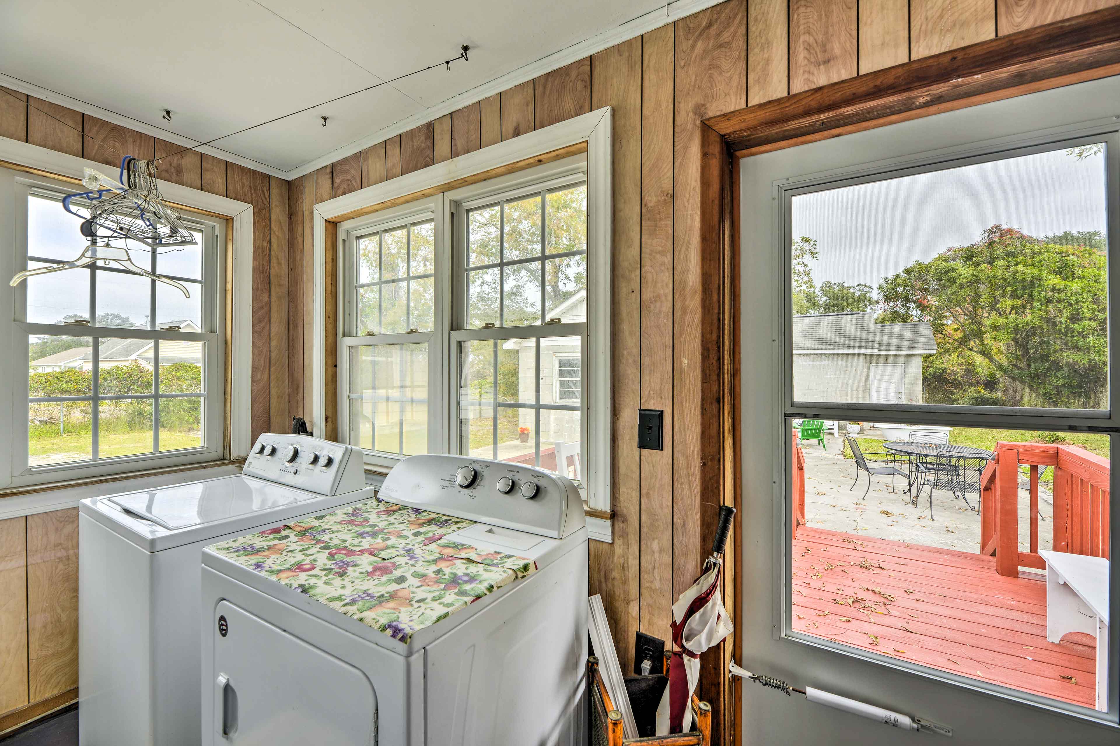 Laundry Area | Washer/Dryer | Iron/Board | Hangers | Trash Bags/Paper Towels