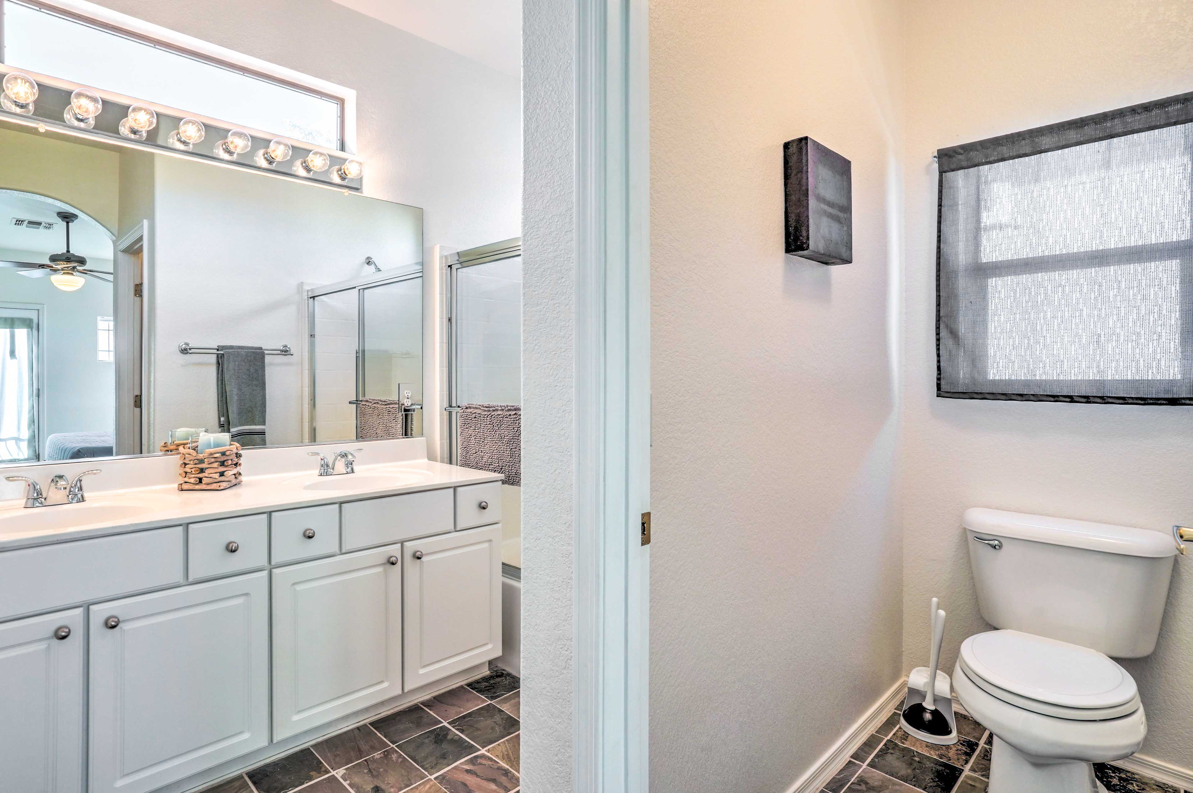 En-Suite Bathroom | Towels Provided