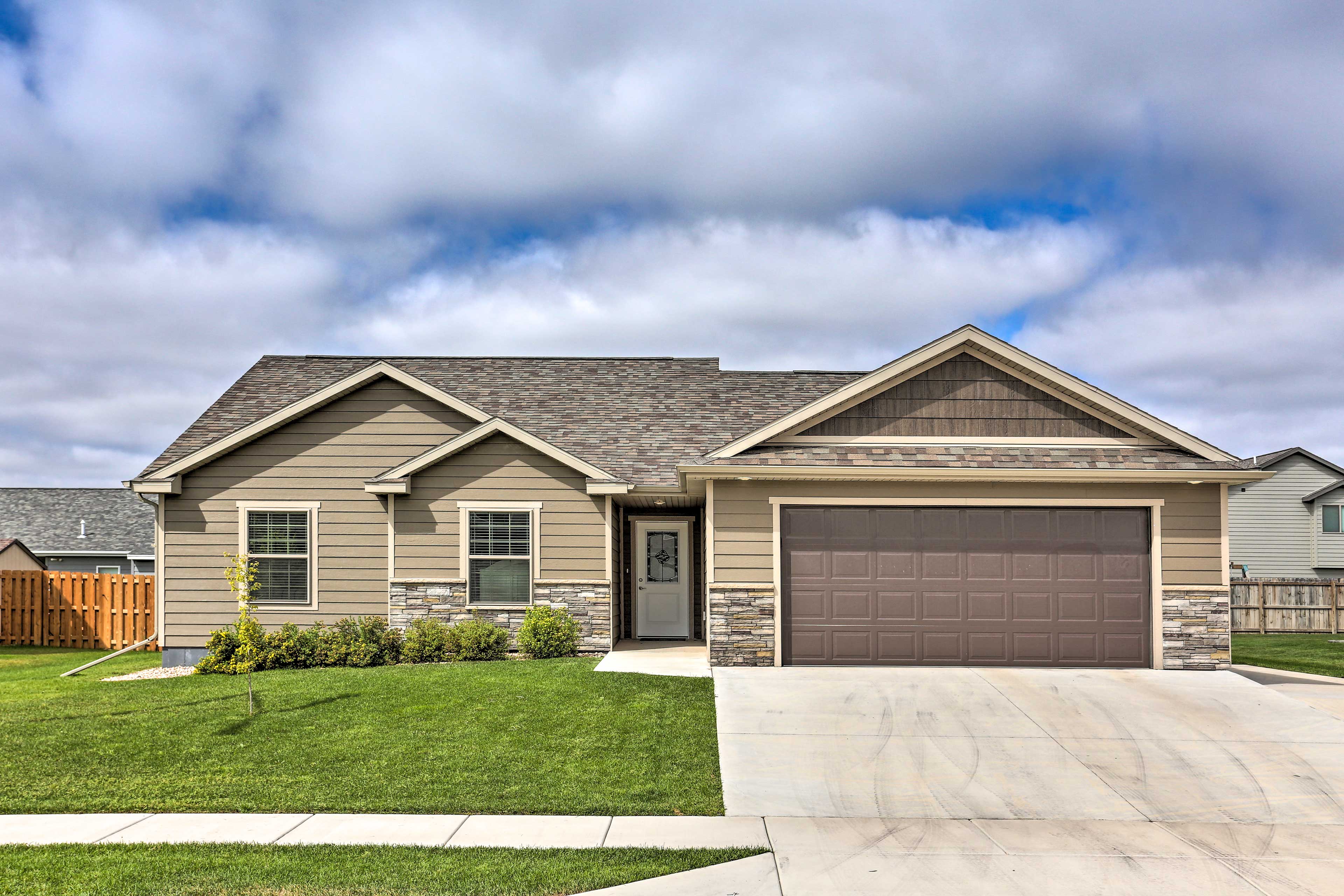 Parking | Garage (2 Vehicles) | Driveway (2 Vehicles) | Ring Doorbell Camera