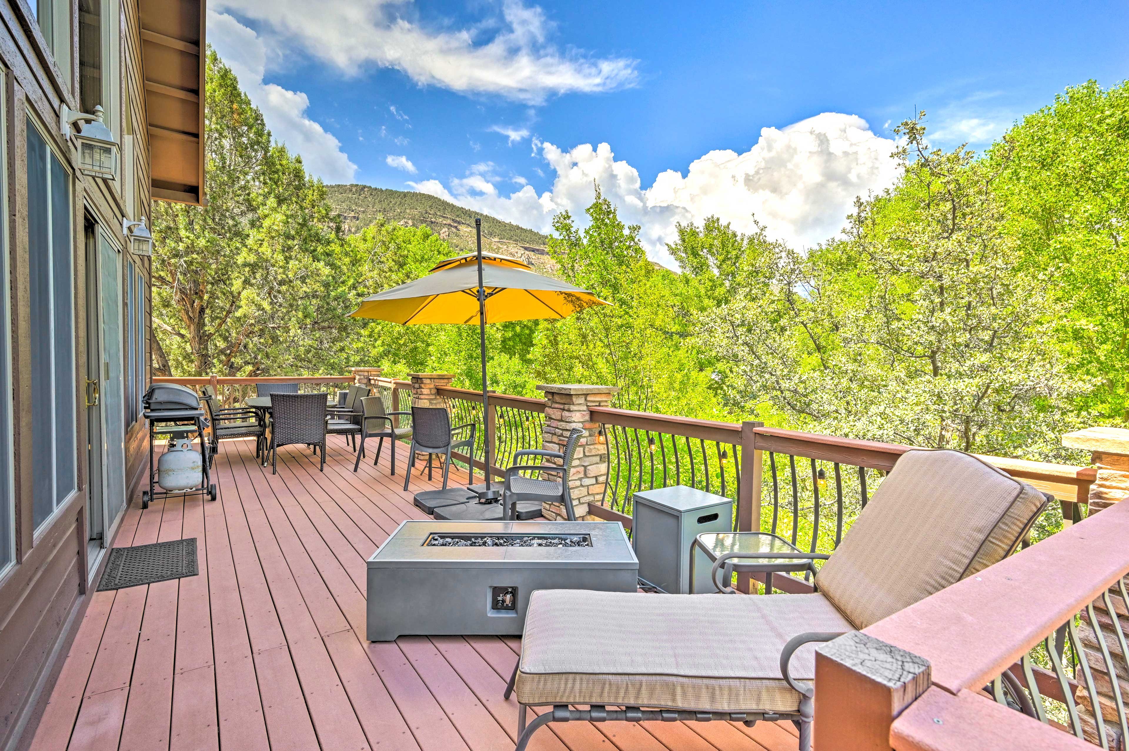 Large Deck | Fire Pit | Gas Grill | Mountain Views