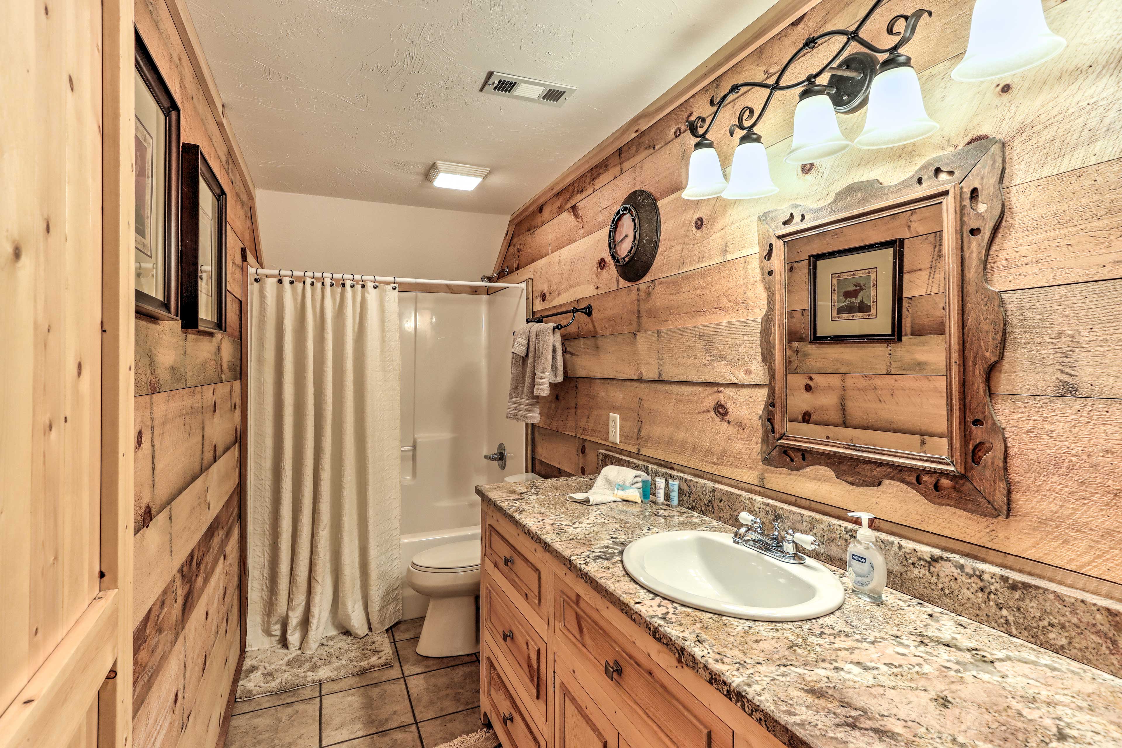 Full Bathroom | Basement | Shower/Tub Combo