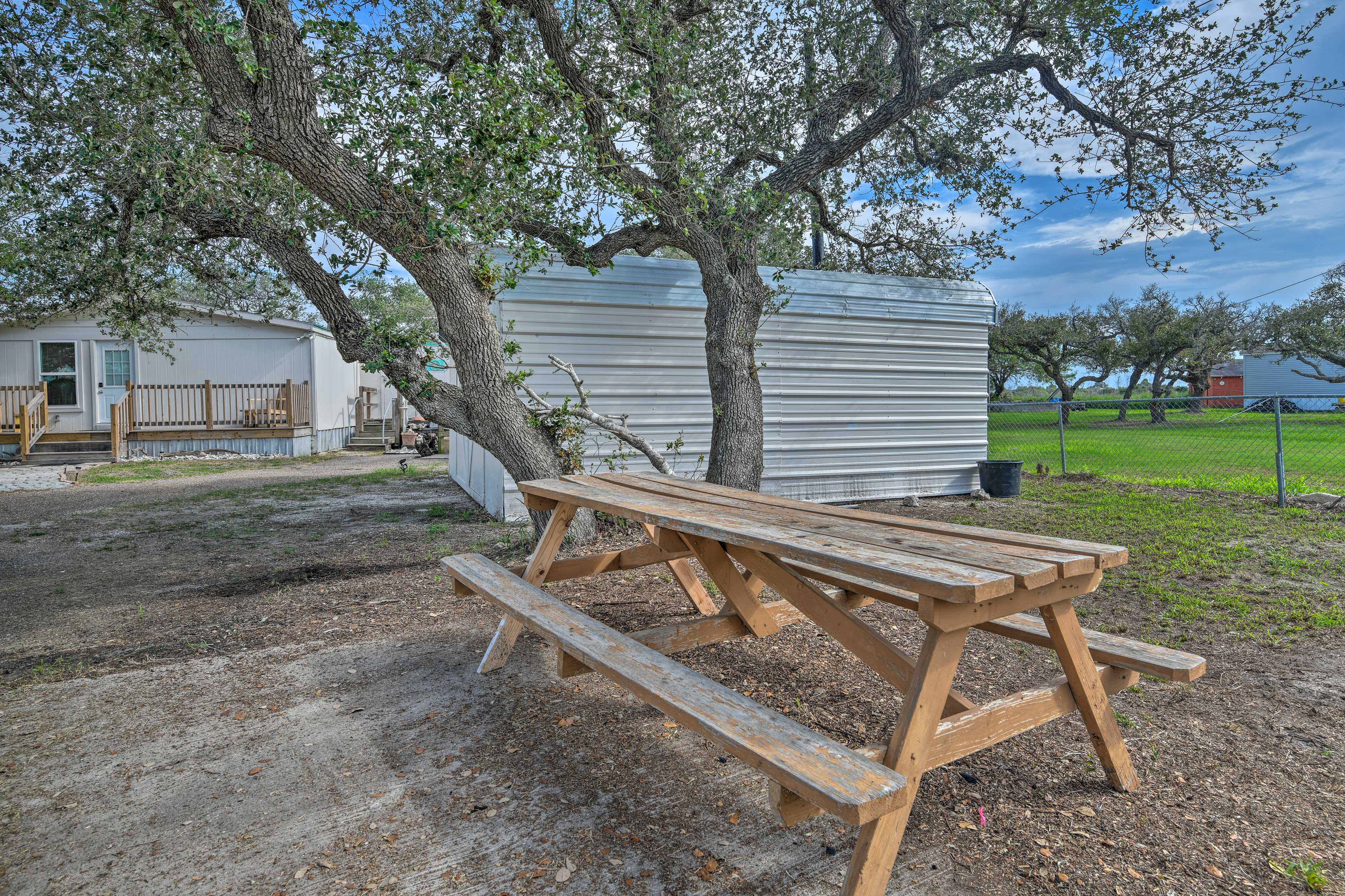 Yard Space | Outdoor Seating Area