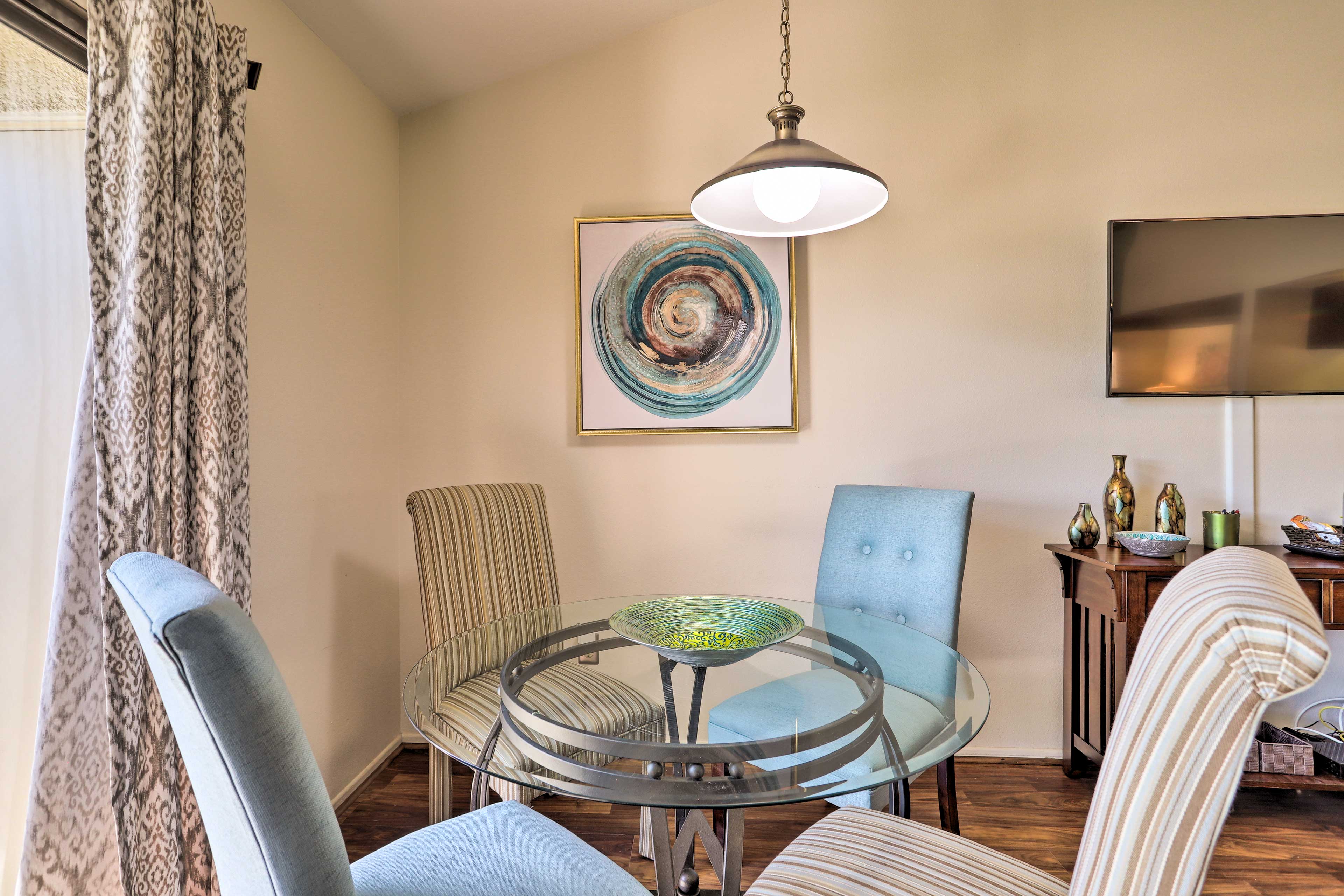 Dining Area | Central Air Conditioning | In-Unit Laundry | Full Kitchen