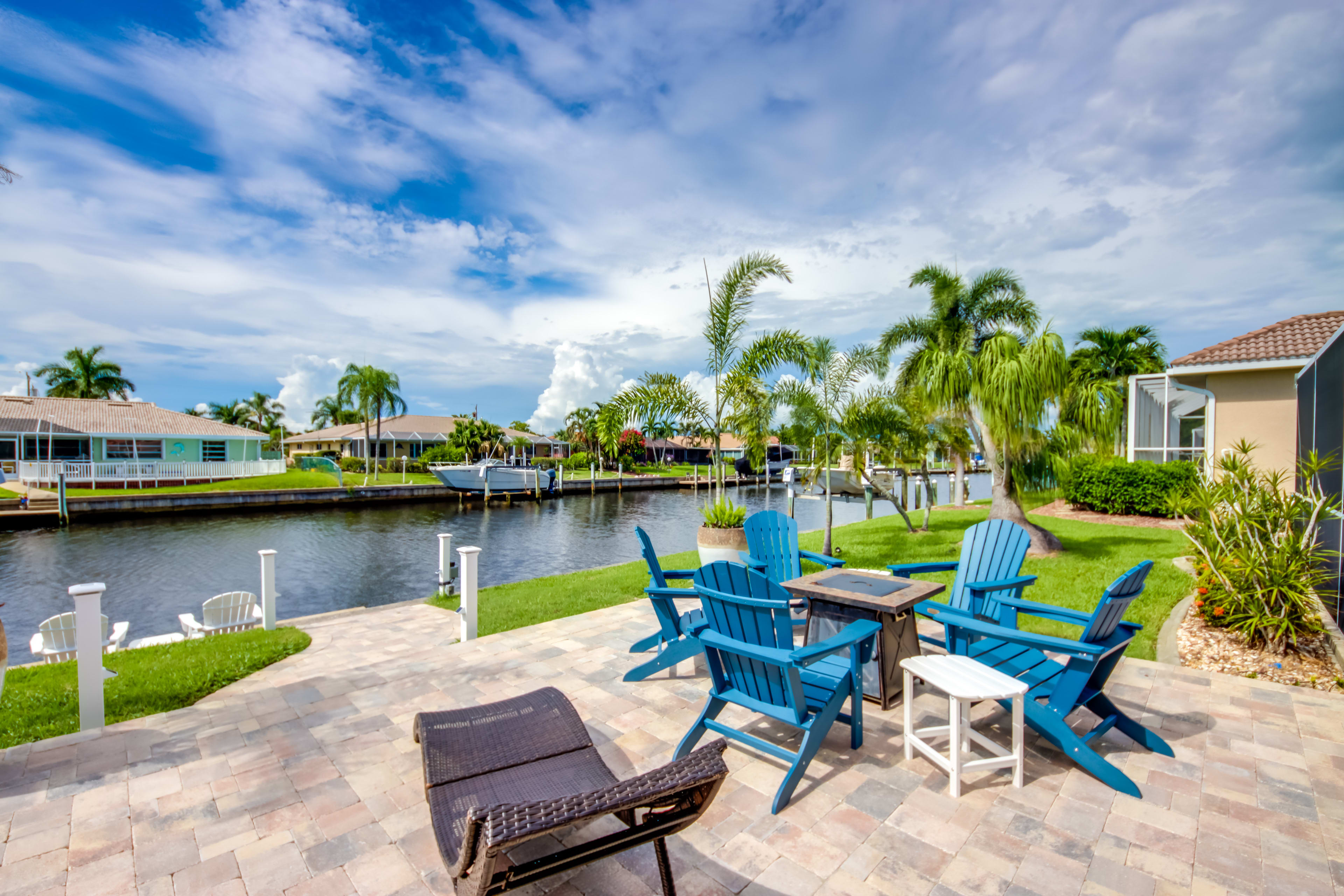 Outdoor Patio | Fire Pit