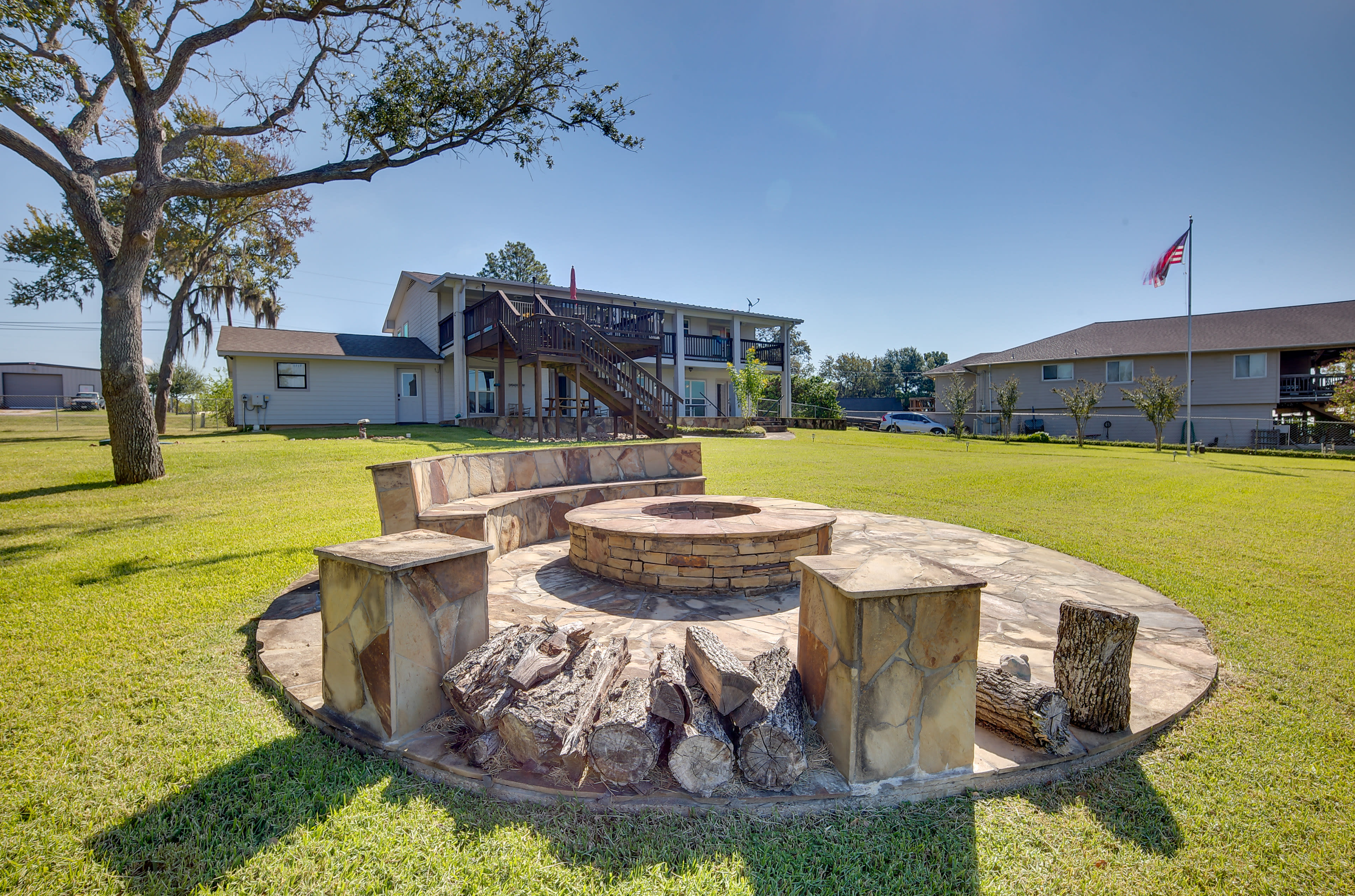 Backyard | Fire Pit