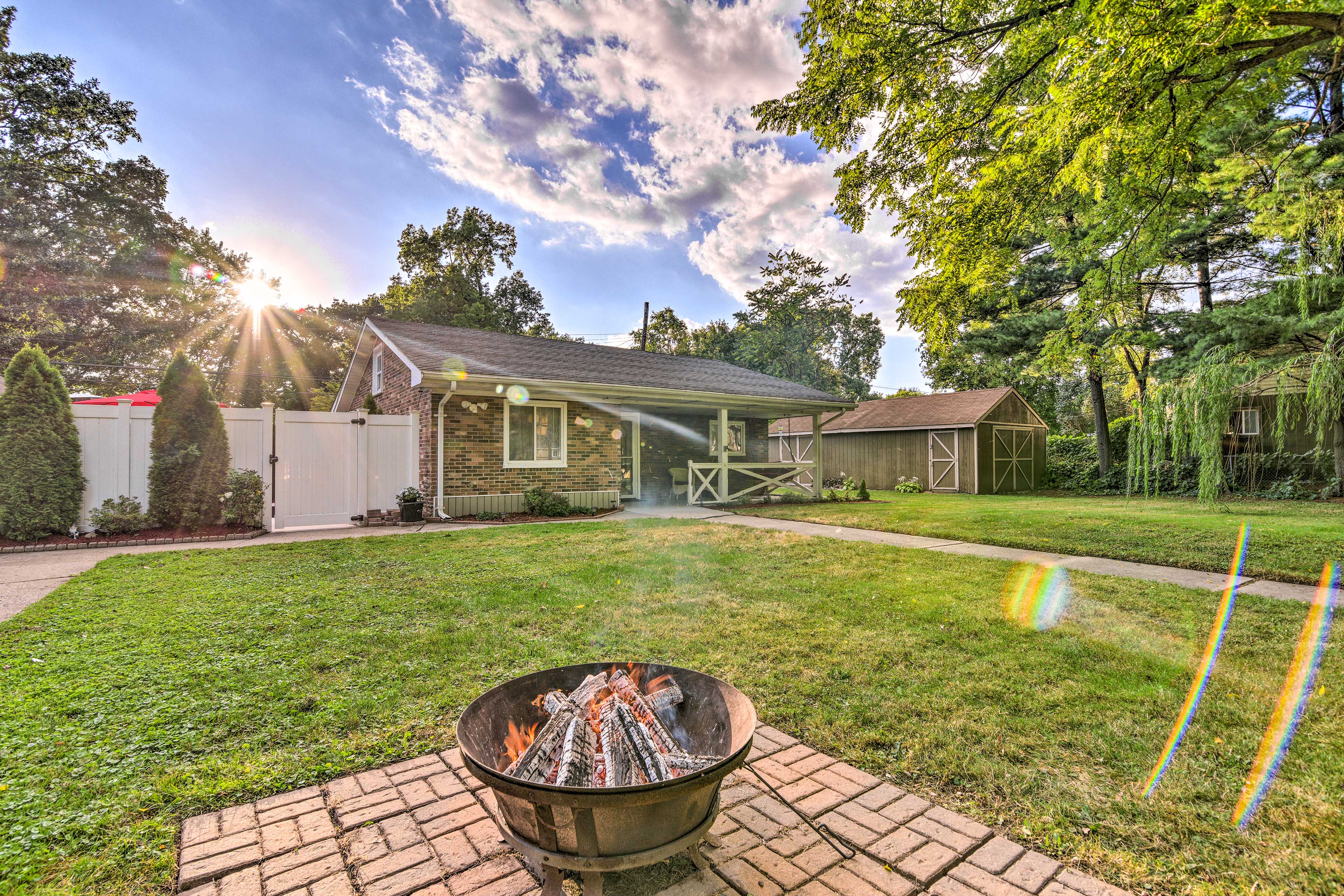 Fenced Yard | Fire Pit