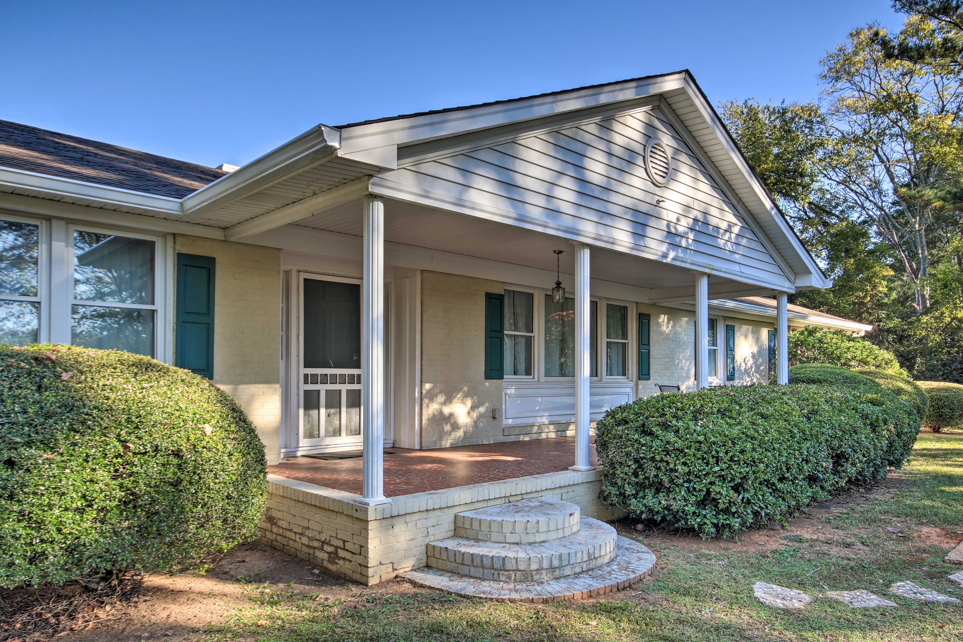 Front Exterior | Covered Porch | Fire Pit