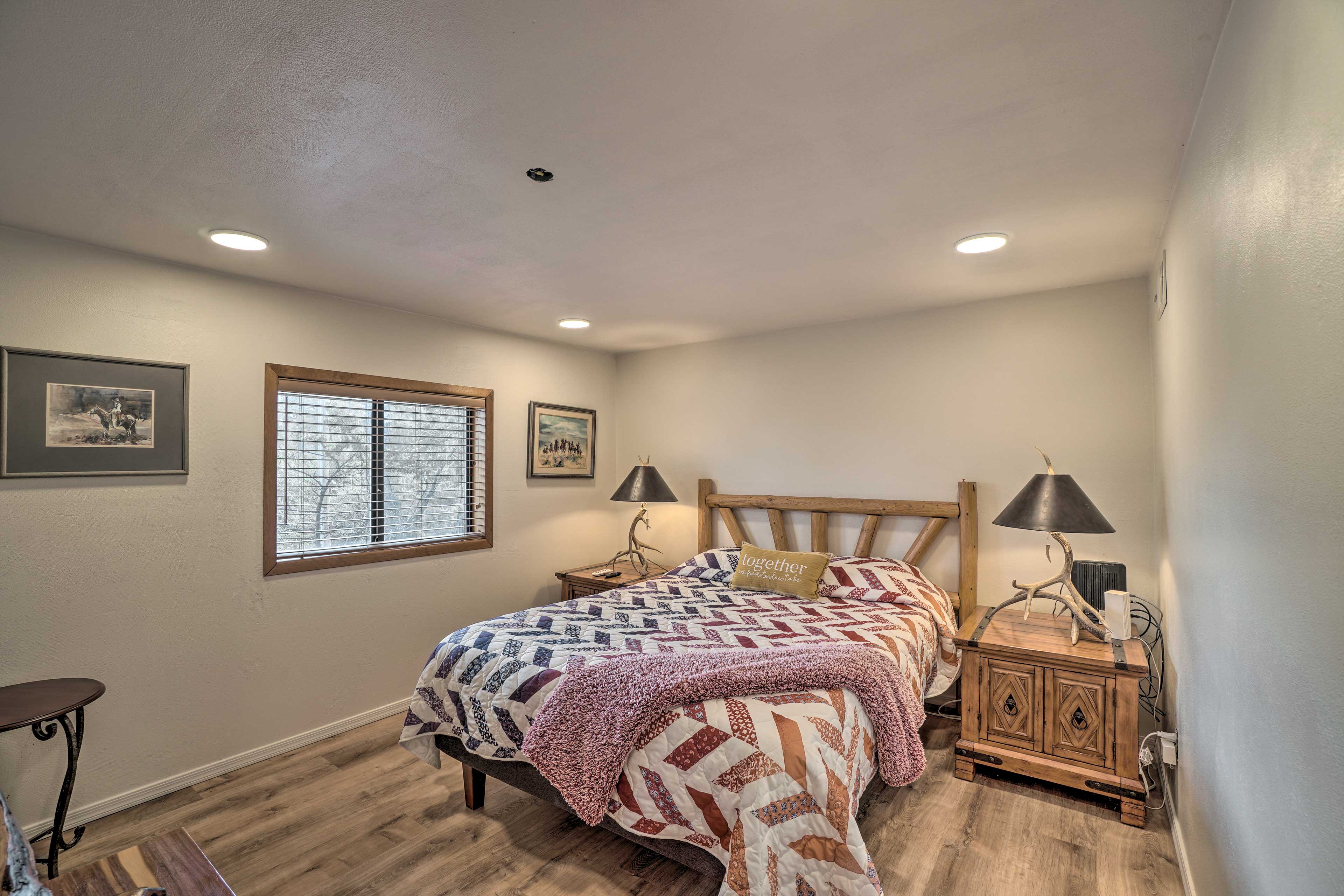 Basement | Queen Bed