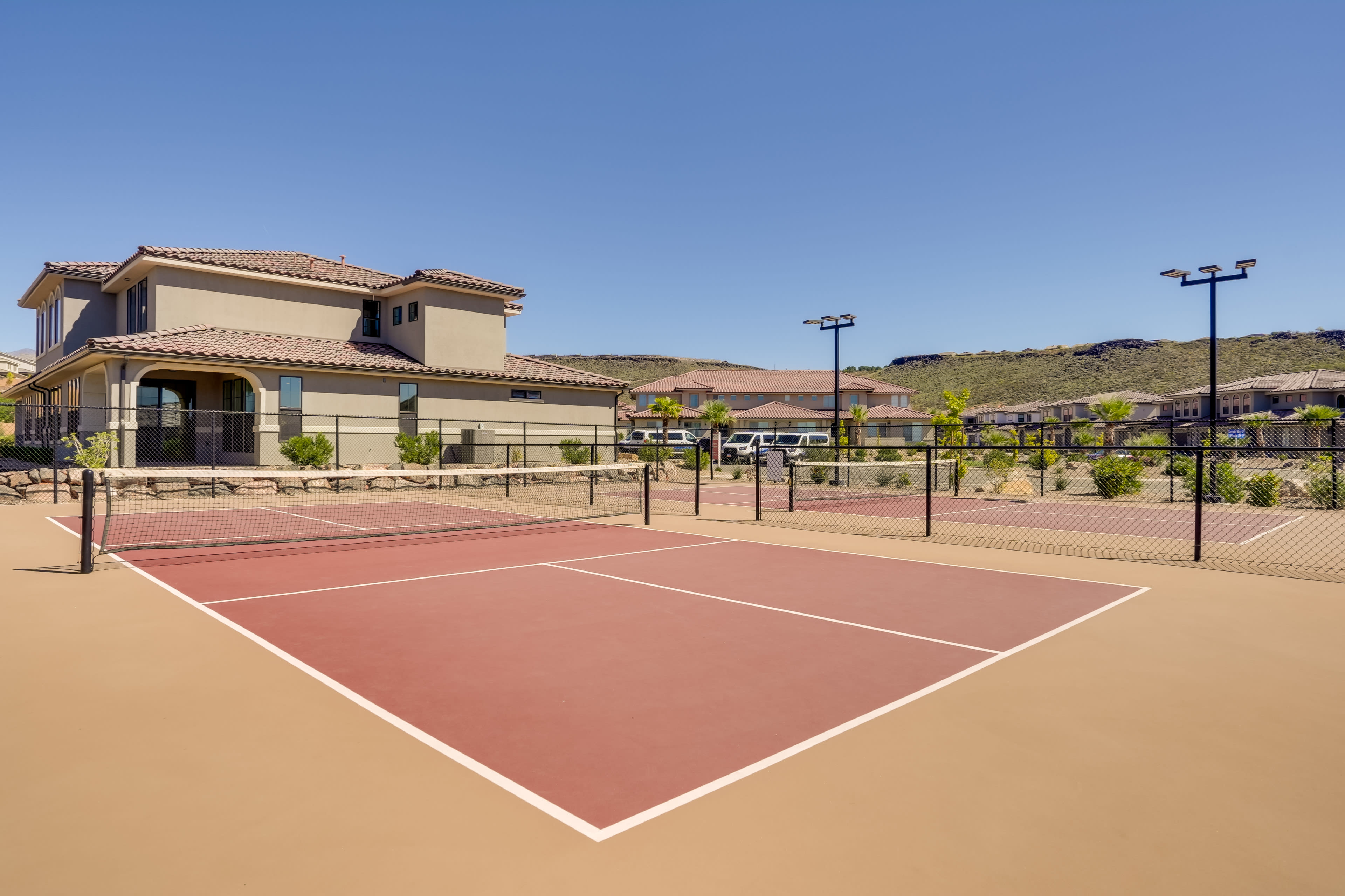 Community Amenities | Pickleball Courts | Overflow Parking Lot