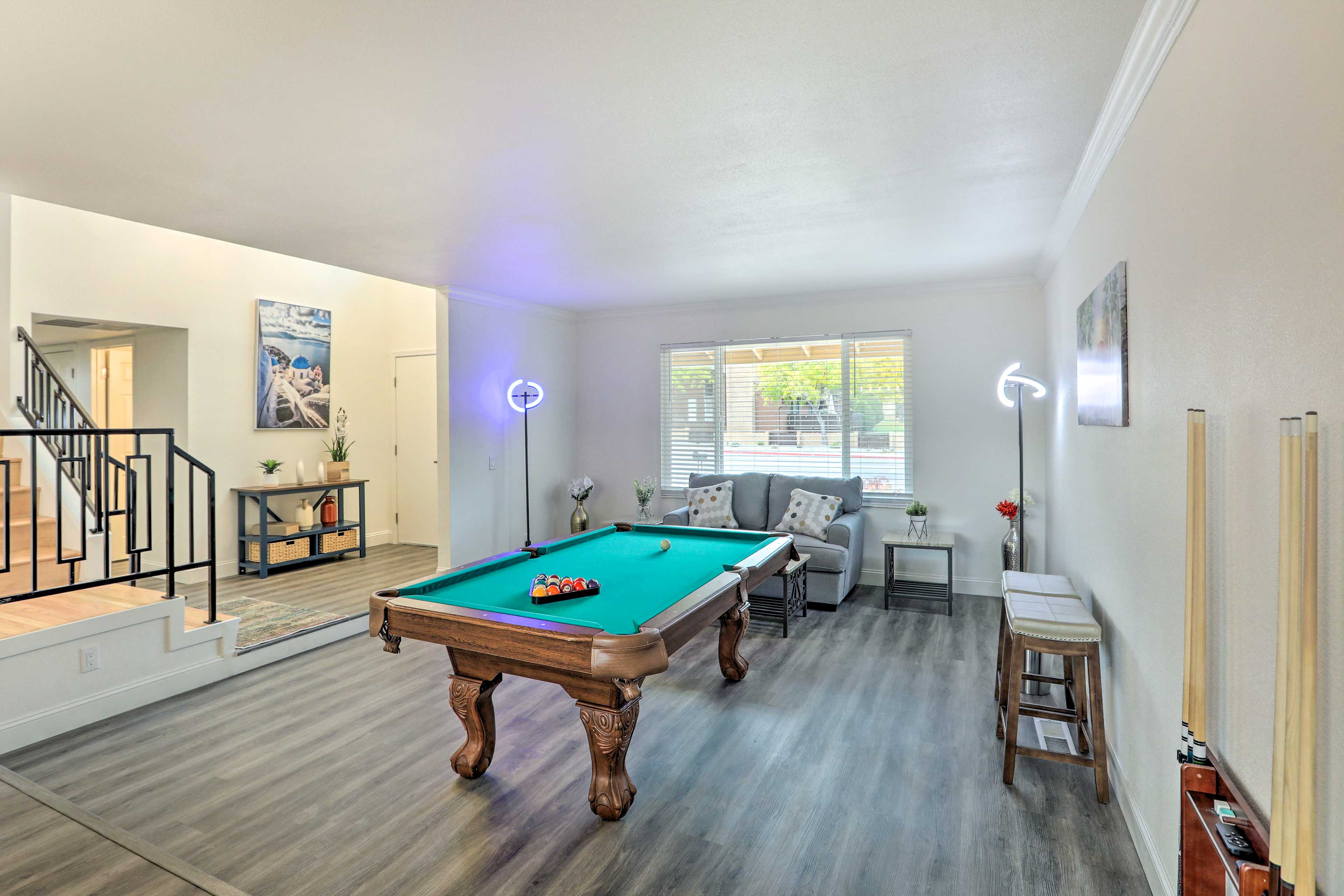 Foyer | Pool Table