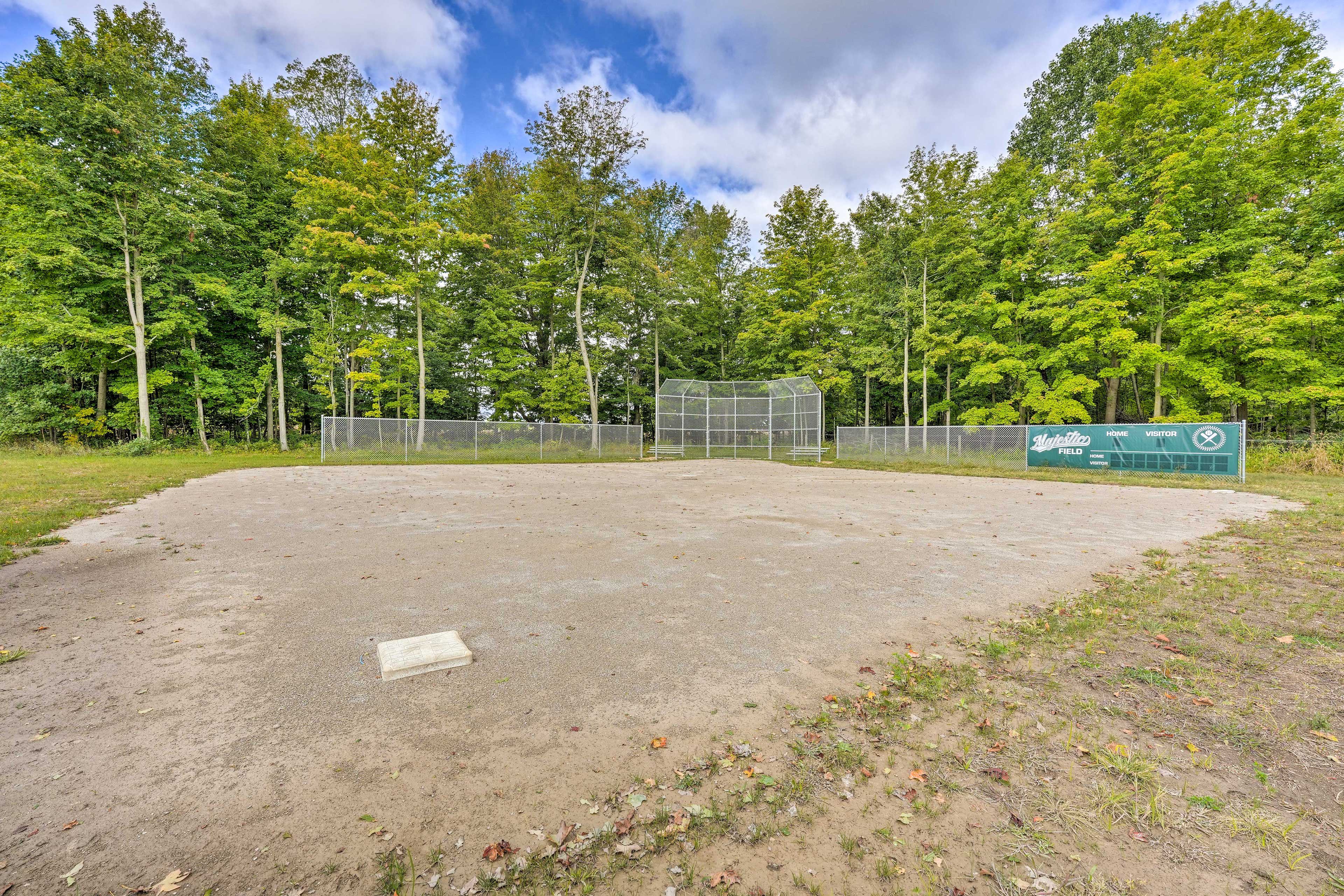 MMW Retreat Community Amenities | Softball Field