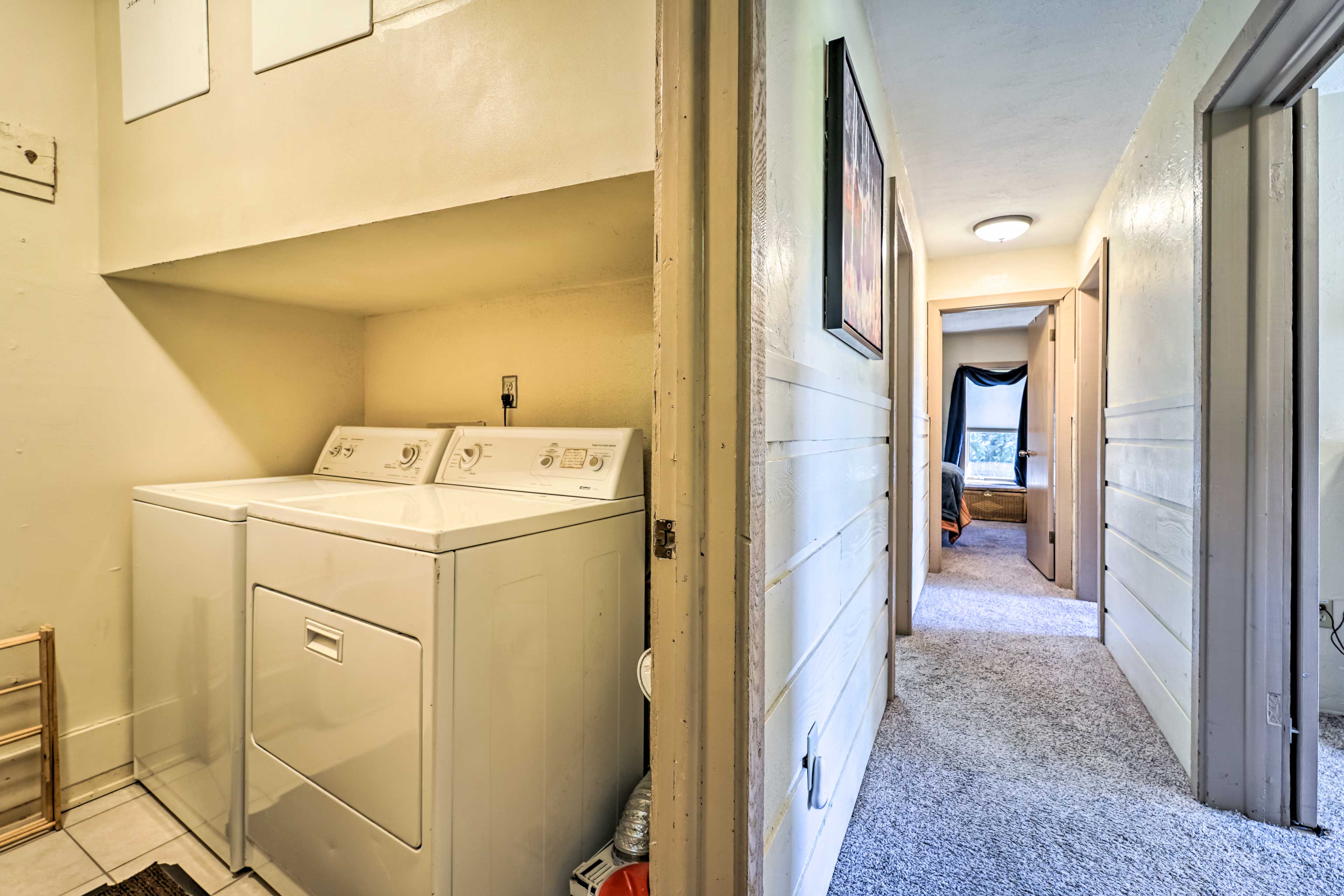 Laundry Area | Washer/Dryer