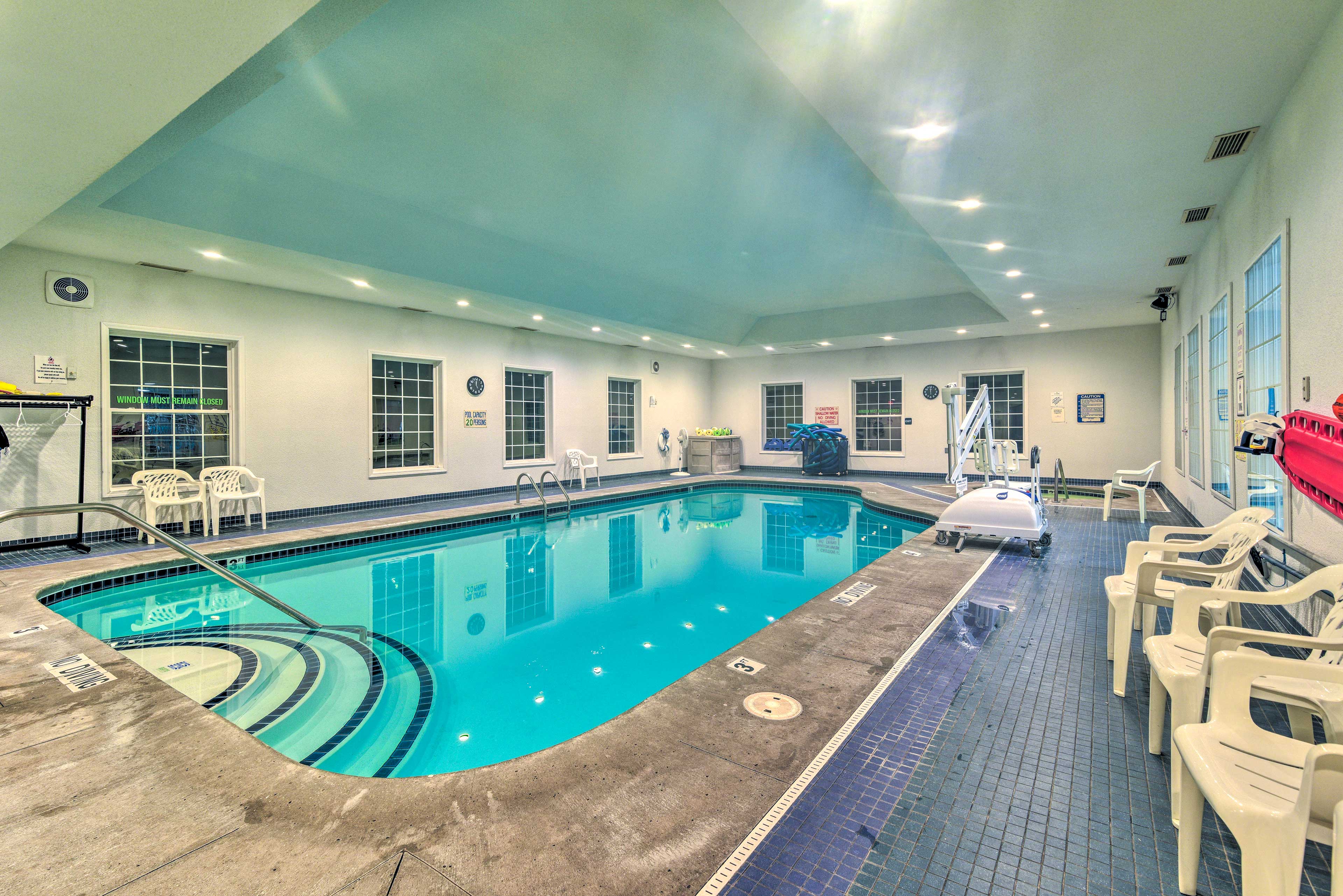 Community Amenities | Heated Pool | Pool Depth (3'-5') | Hot Tub