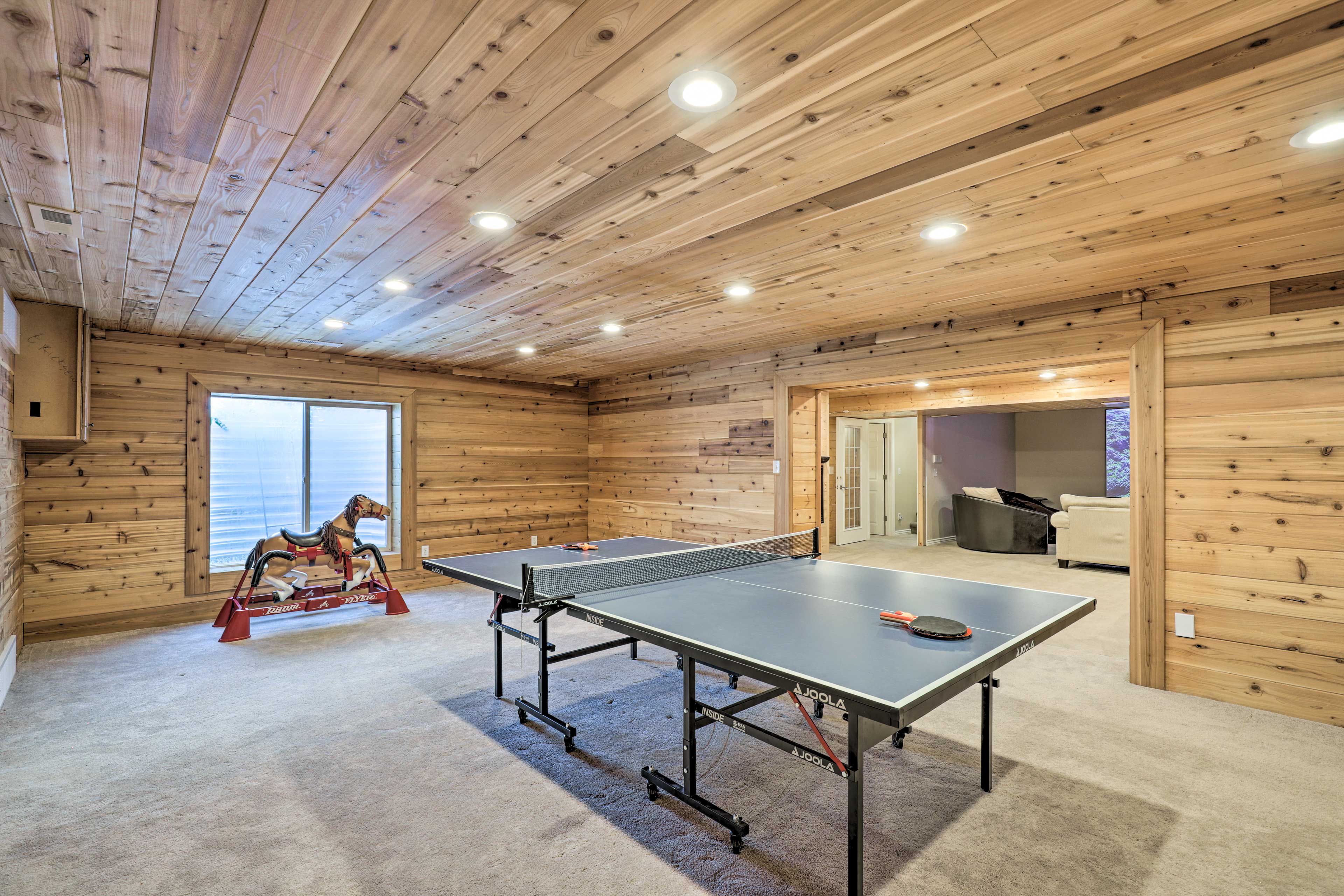 Ping Pong Room