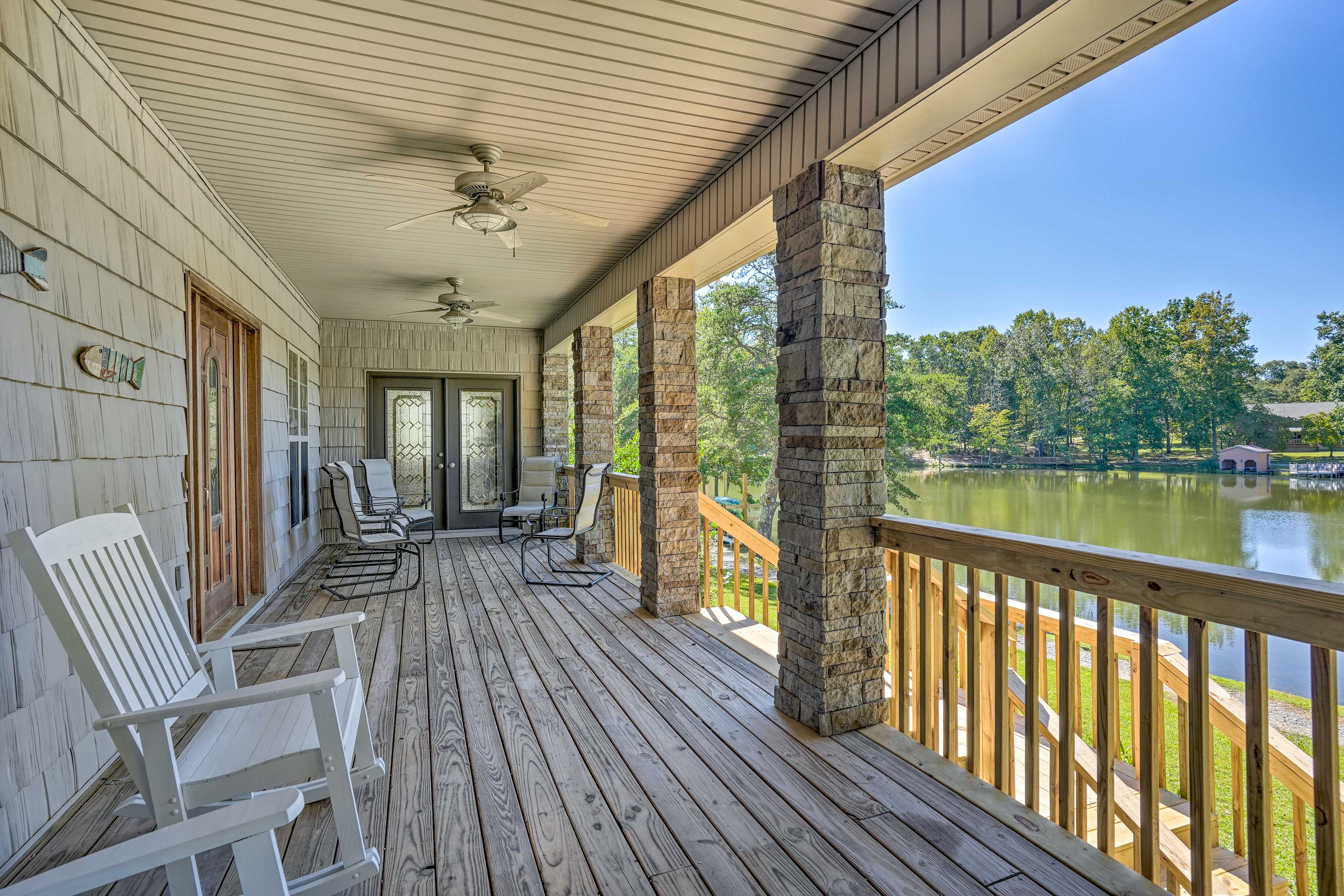 Covered Porch | On-Site Fishing