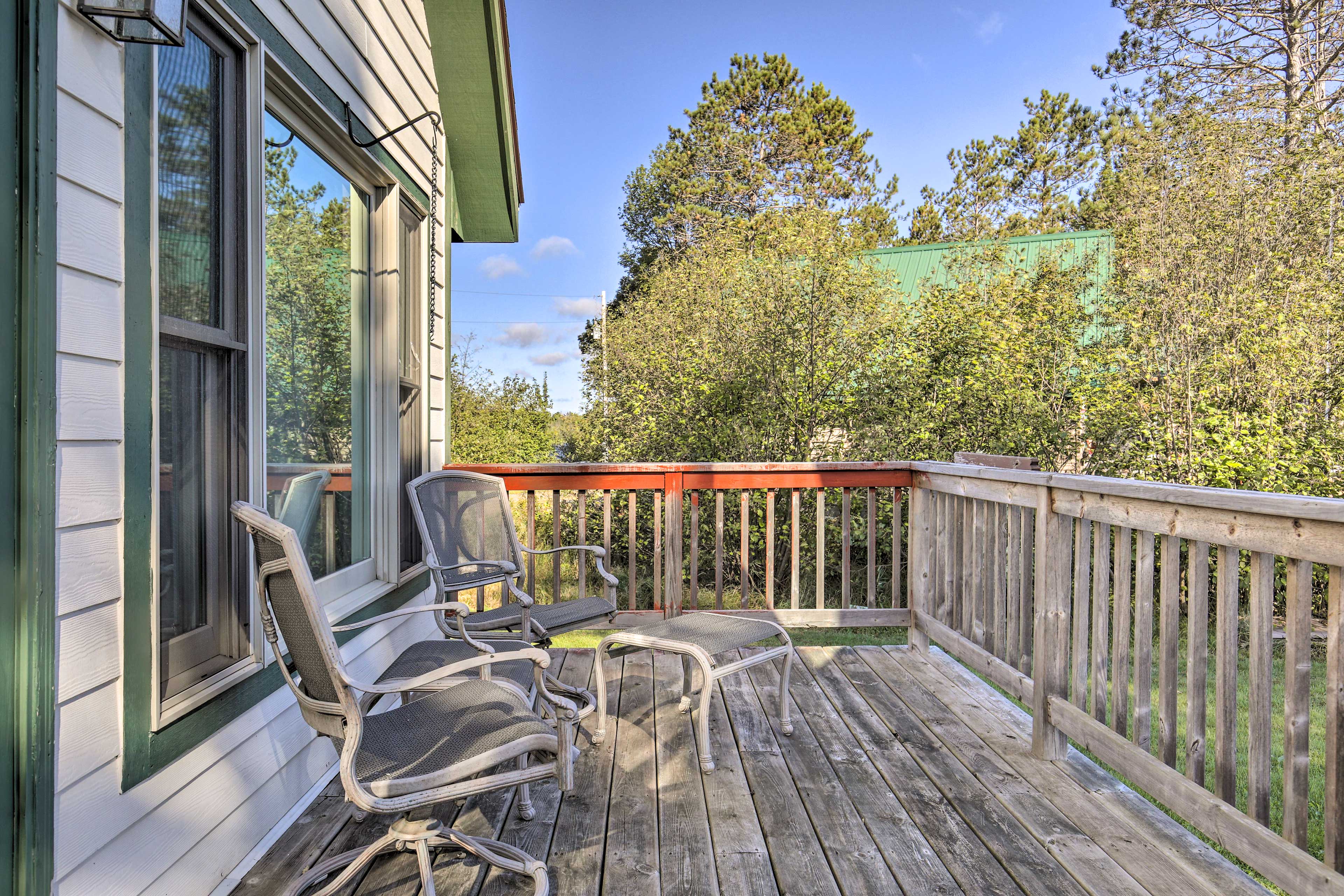 Outdoor Space | Gas Grill | Fire Pit | Dining Area