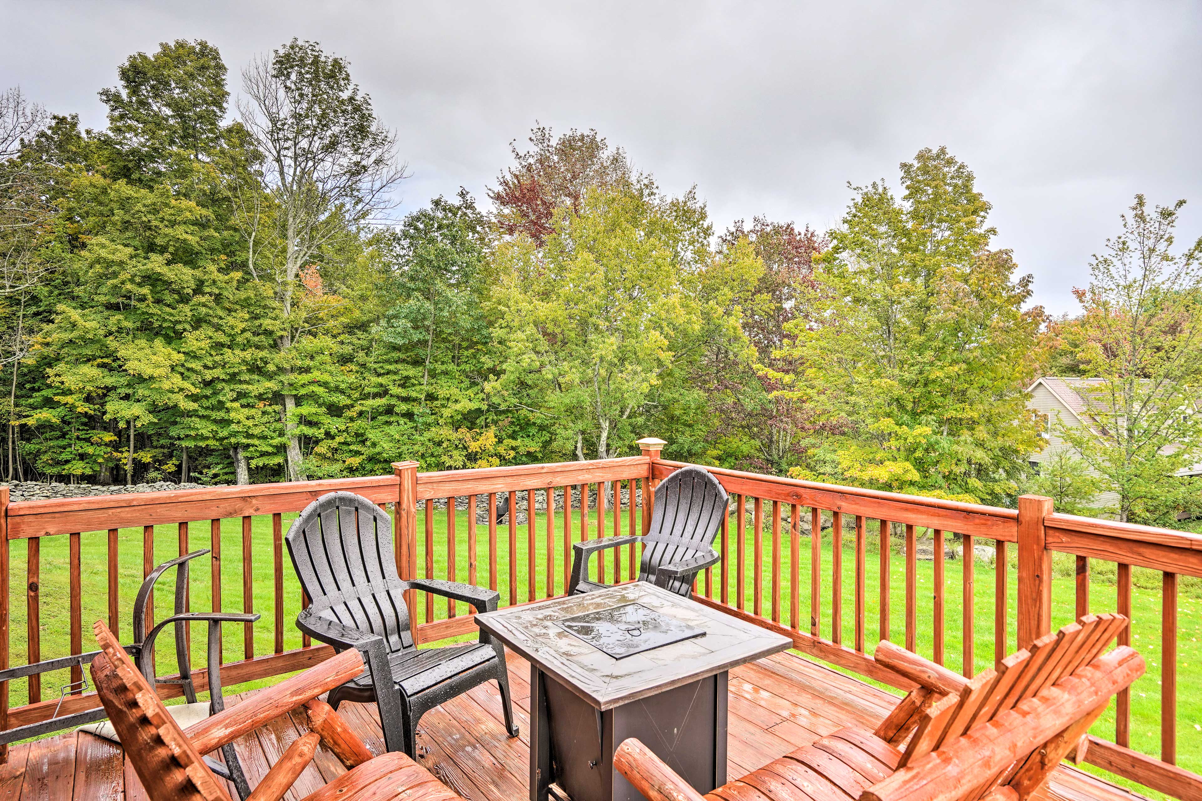 Furnished Deck | Fire Pit