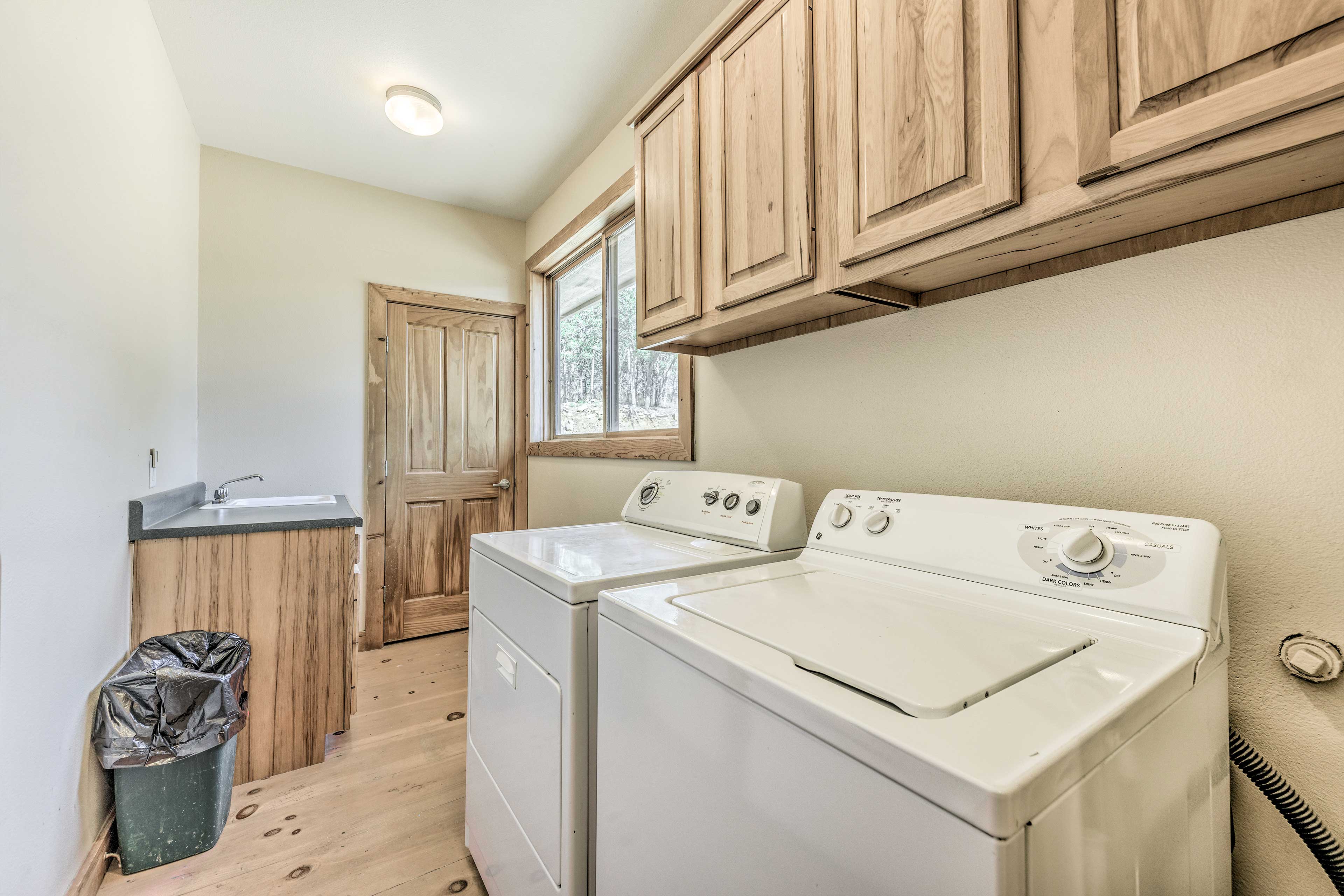 Laundry Room | Washer & Dryer