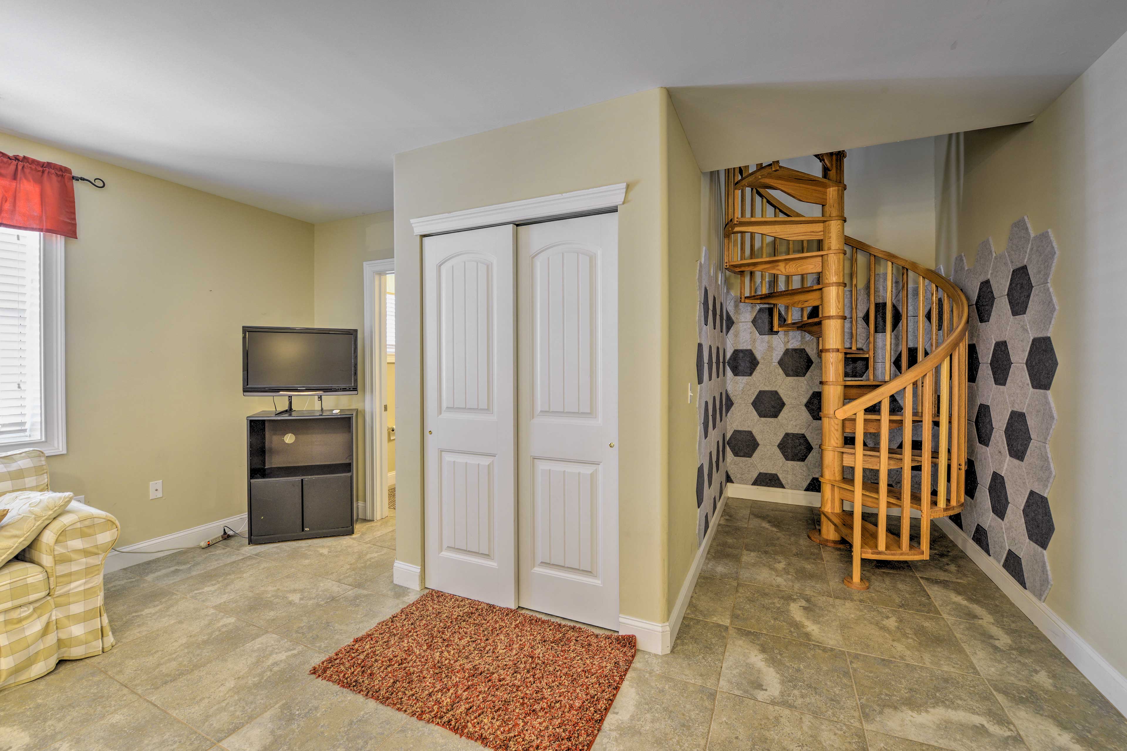 Bedroom 4 | Lower Level | Access Via Spiral Staircase | California King Bed