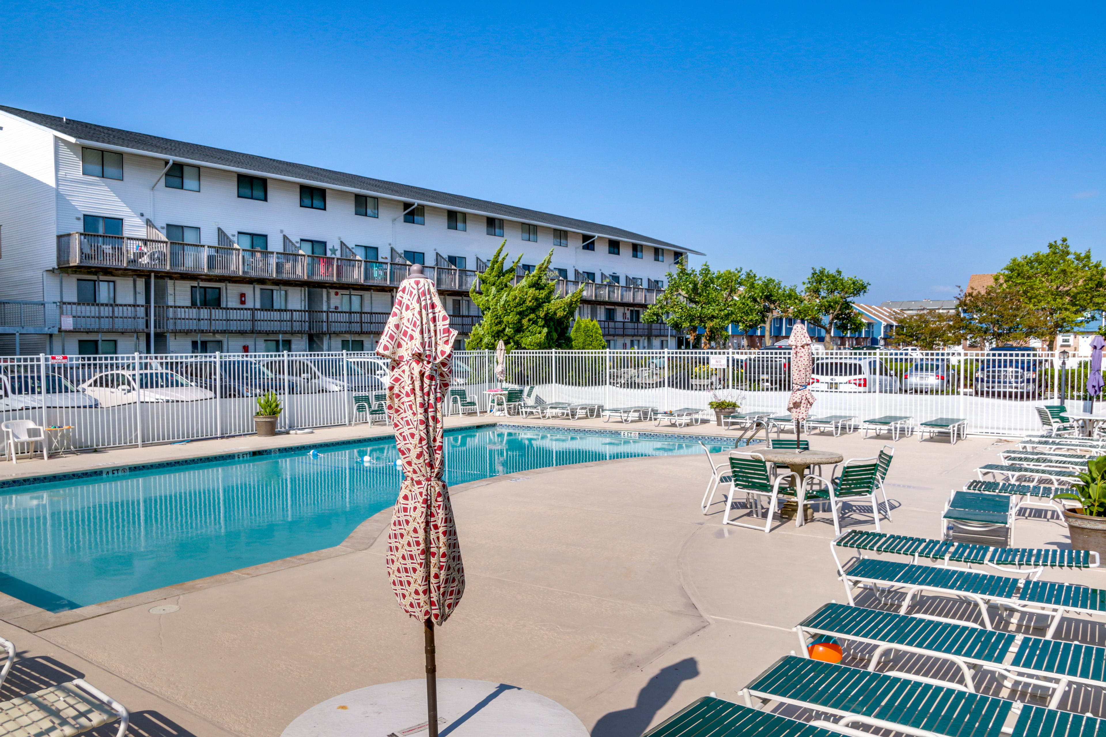 Community Outdoor Pool