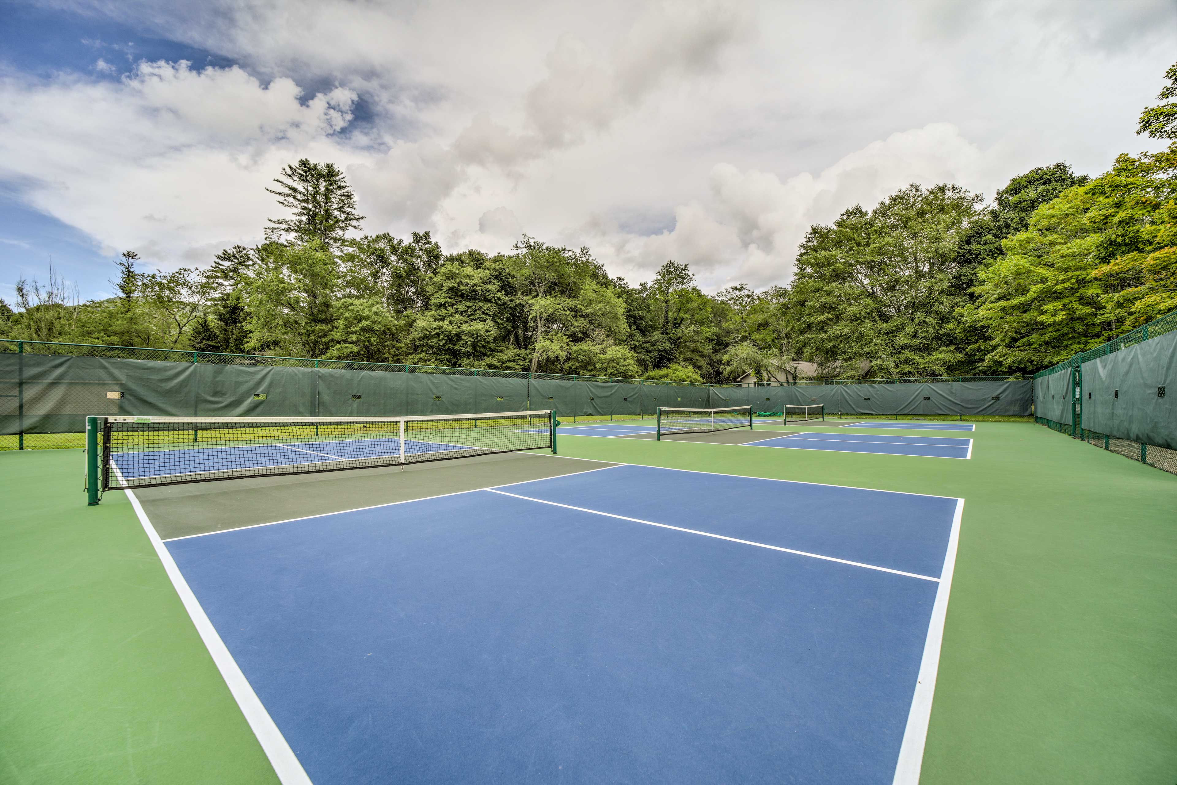 Sapphire Valley Resort Community Tennis Court