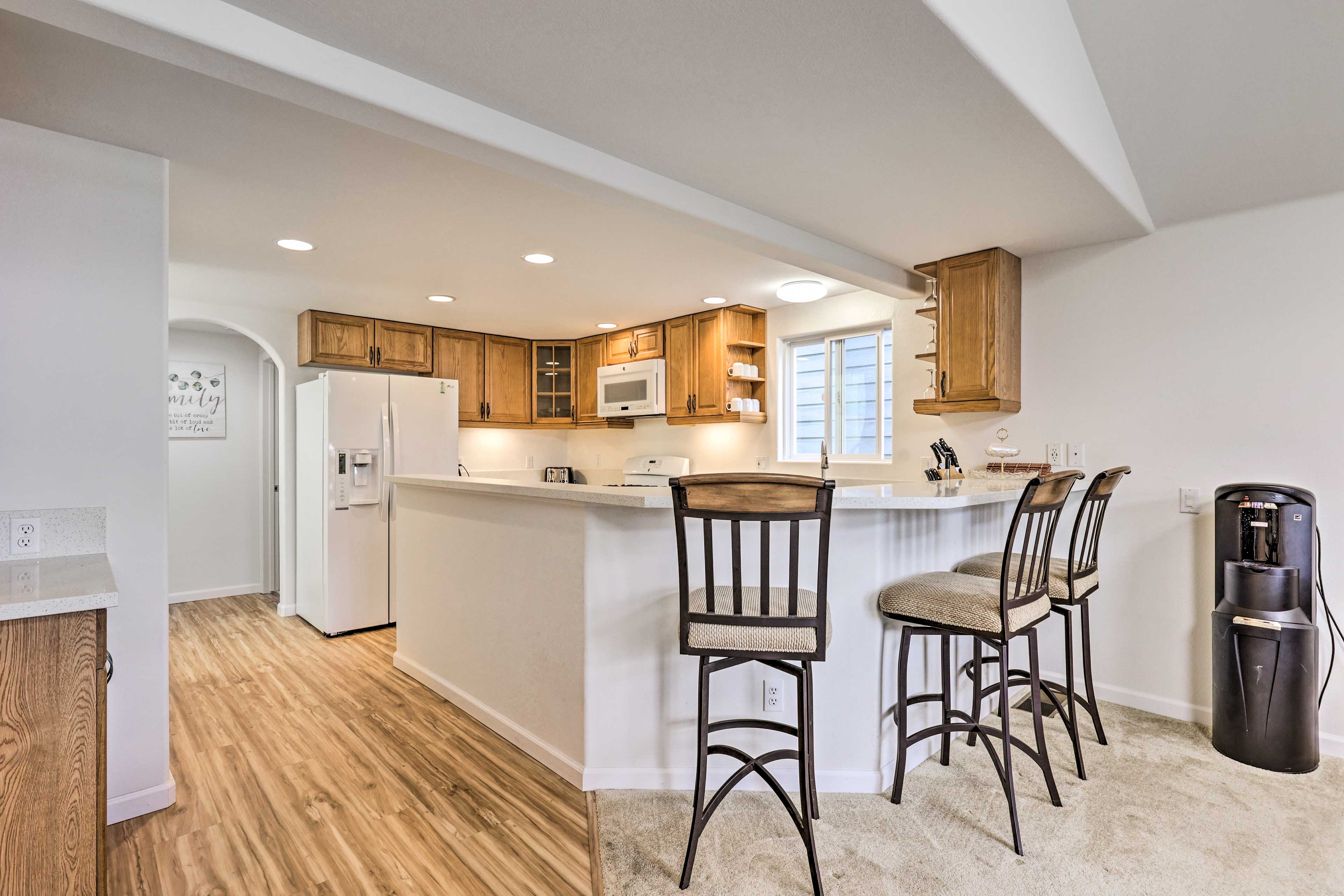 Kitchen | 2nd Floor | Dishware & Flatware | Coffee Maker | Toaster