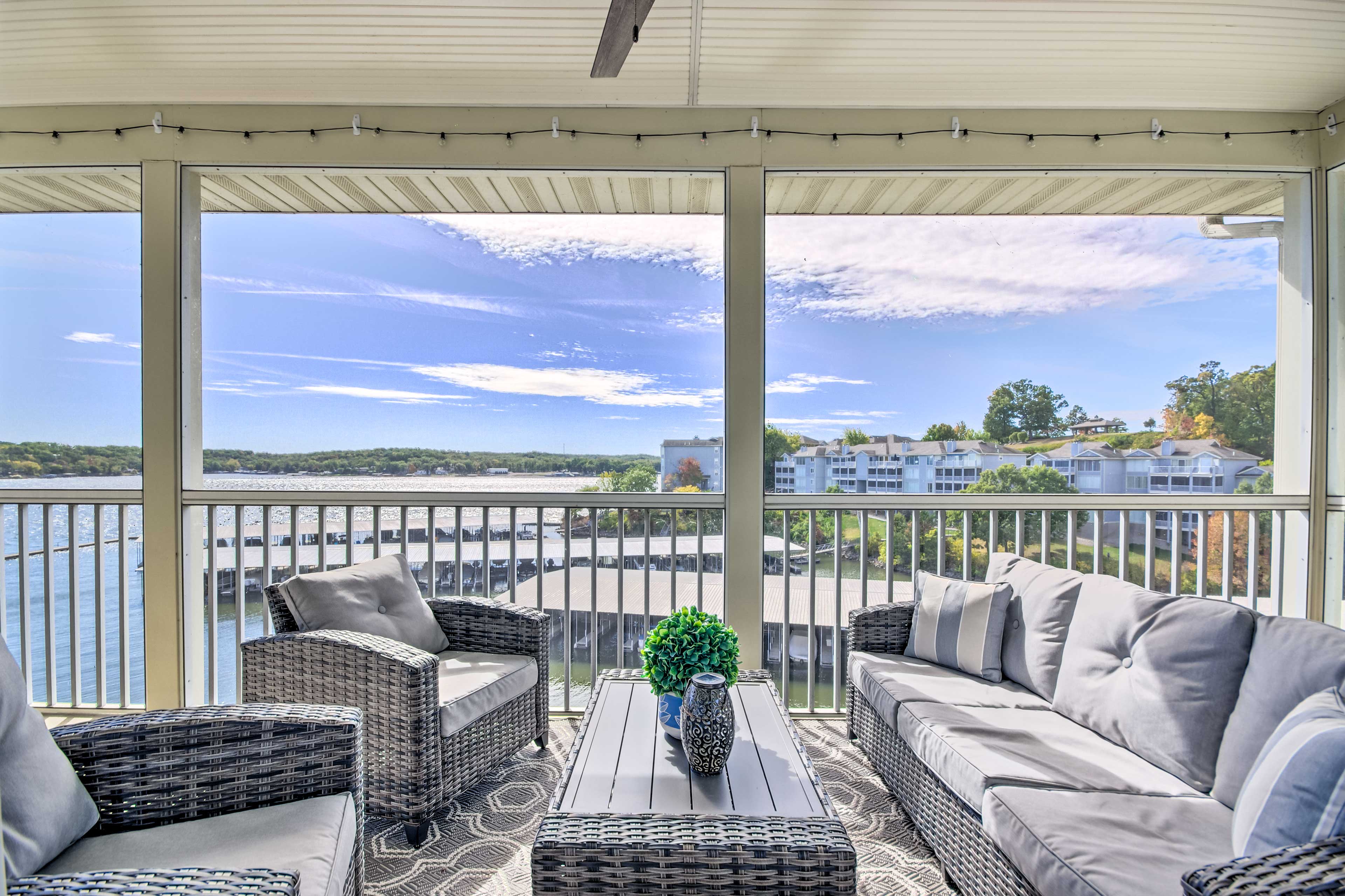 Lake Ozark Vacation Rental | 3BR | 3BA | 1,500 Sq Ft | Steps to Access