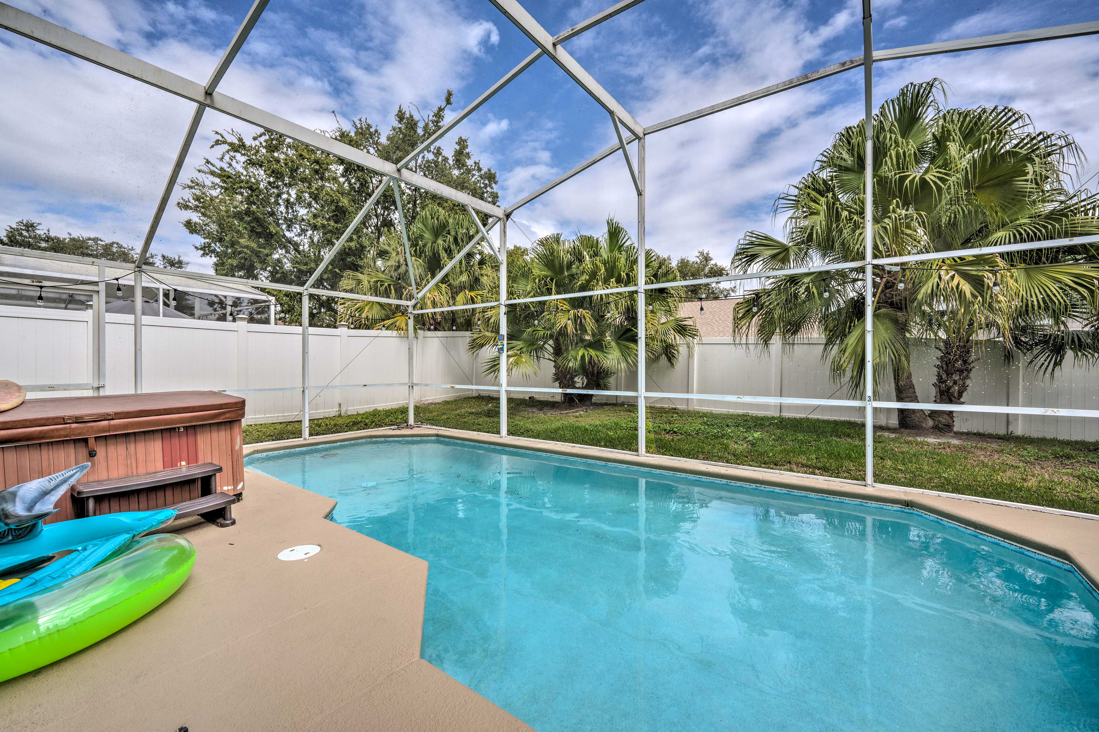 Kissimmee Vacation Rental | 4BR | 3BA | 1,740 Sq Ft | 1 Step Required to Access