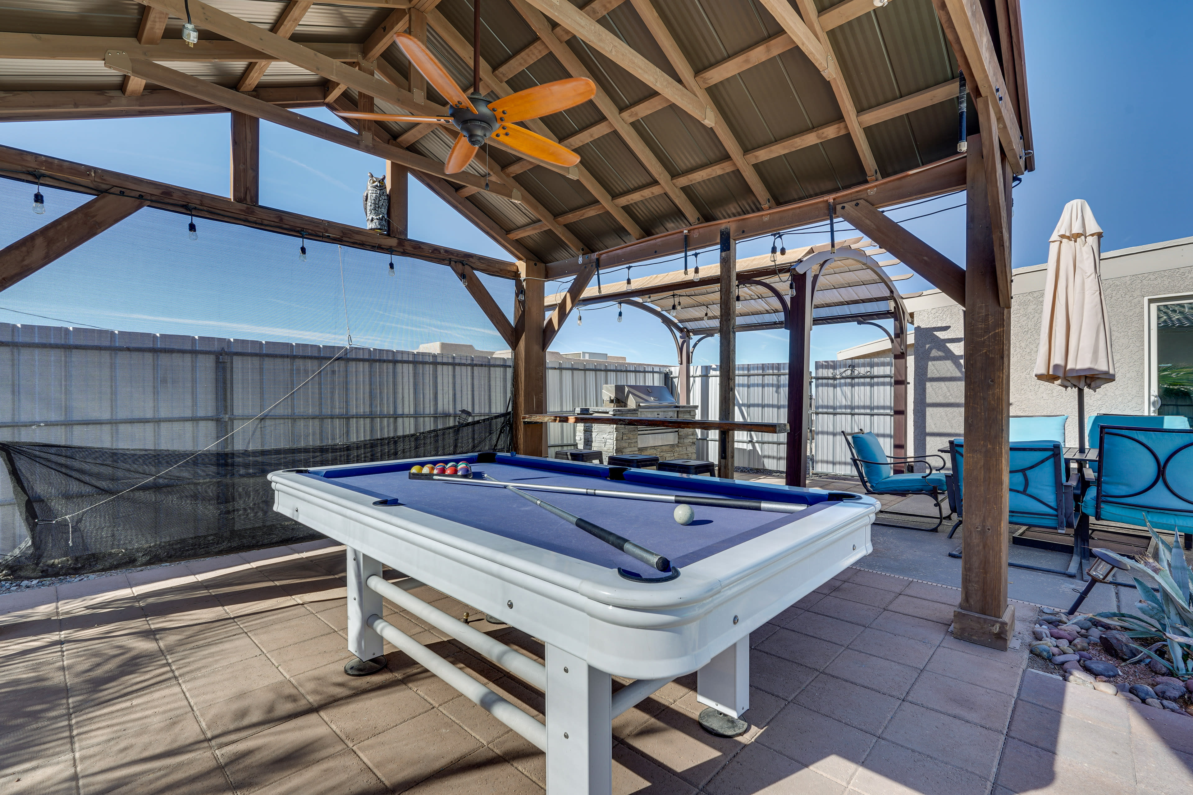 Pergola | Pool Table