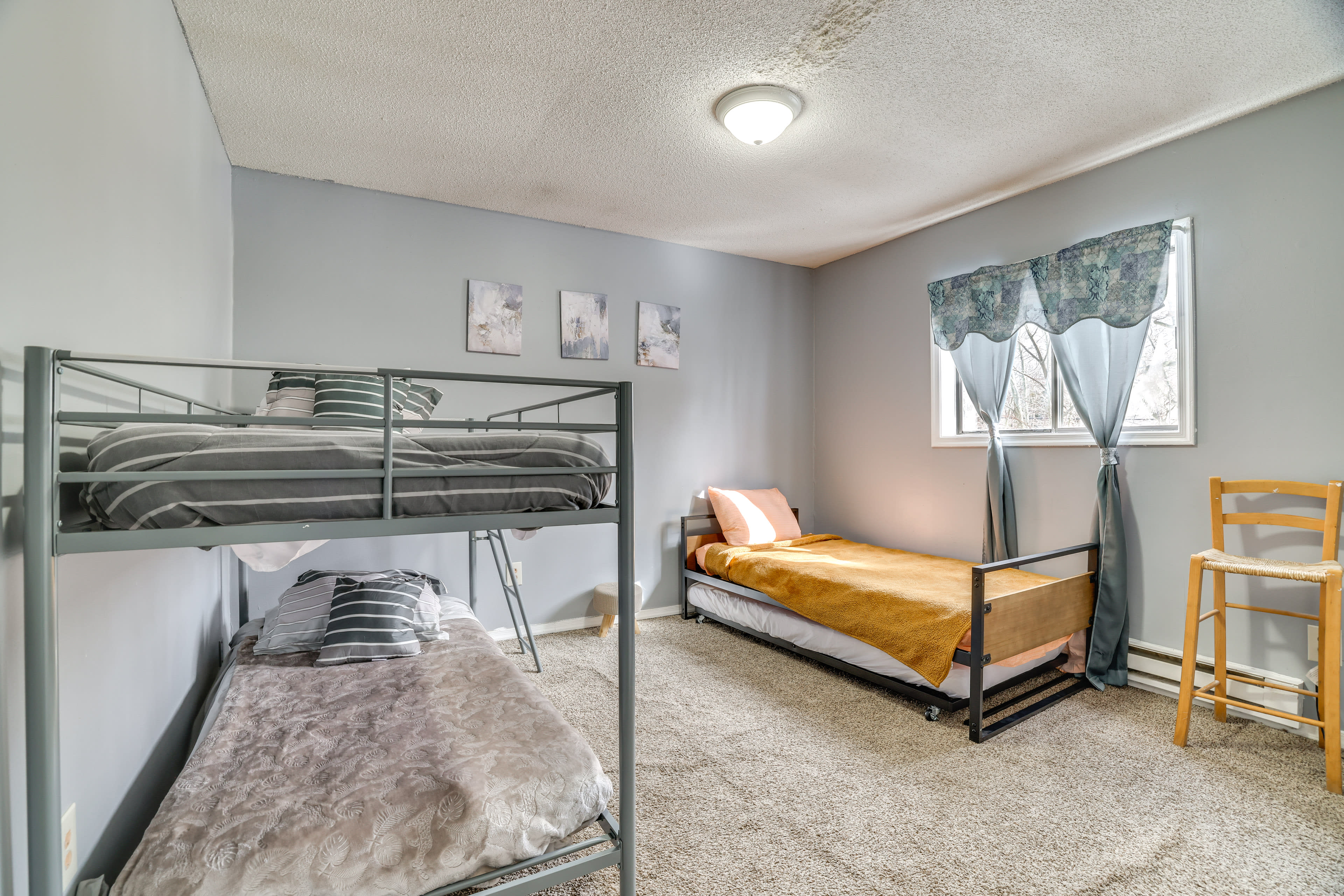 Bedroom 2 | Twin Bunk Bed | Twin Bed w/ Twin Trundle | 1st Floor
