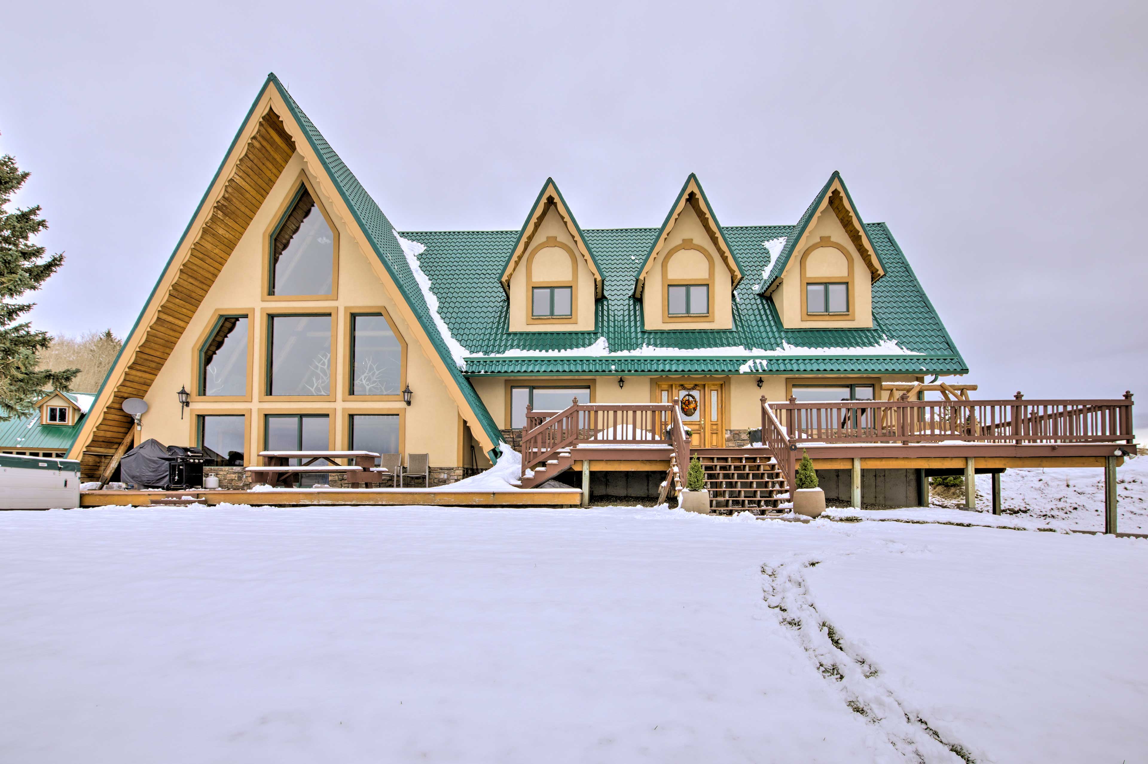 A-Frame Home w/ Breathtaking Views & Hot Tub!