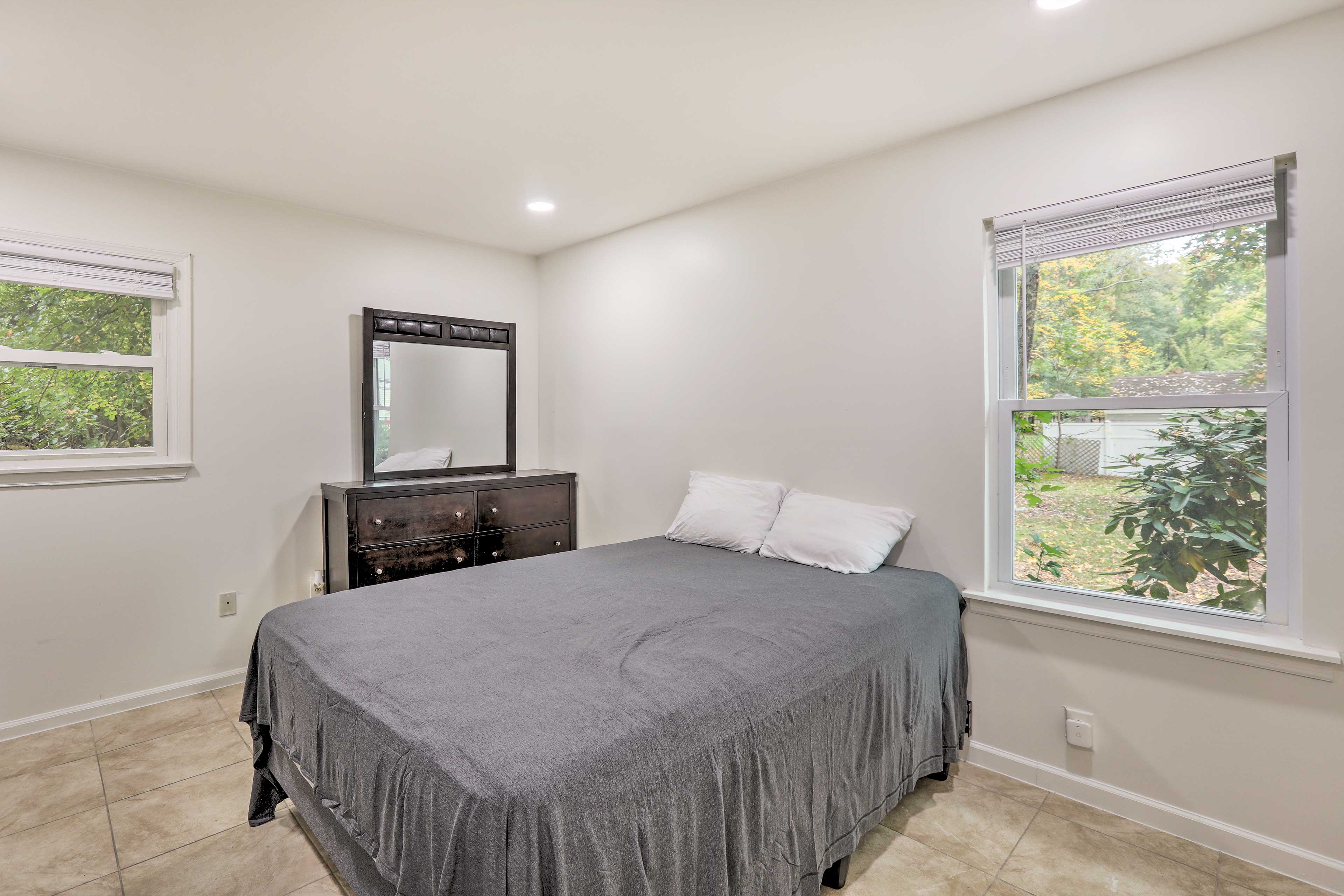 Bedroom 1 | Queen Bed | Linens Provided | Smart TV