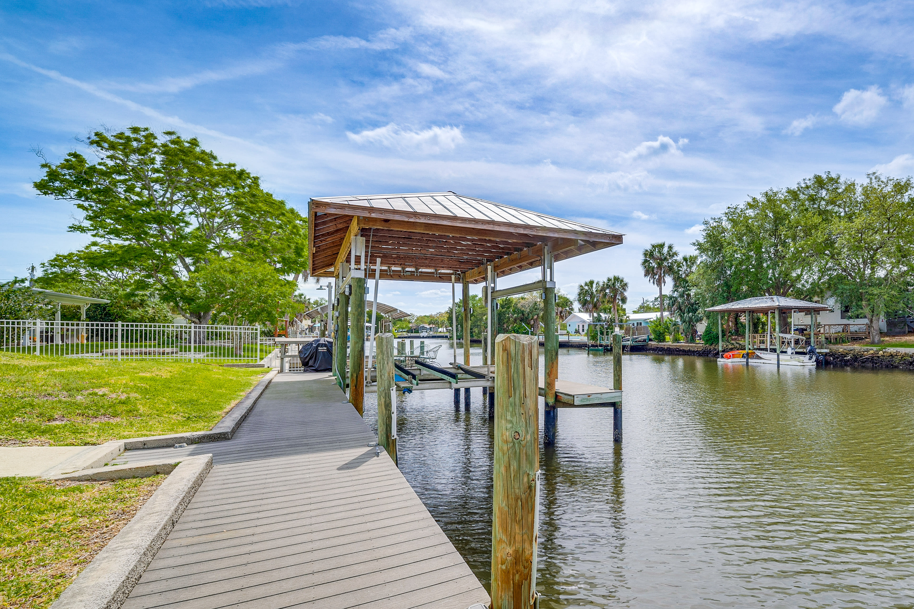 Boat Dock & Lift | Dining Area | Fish-Cleaning Station