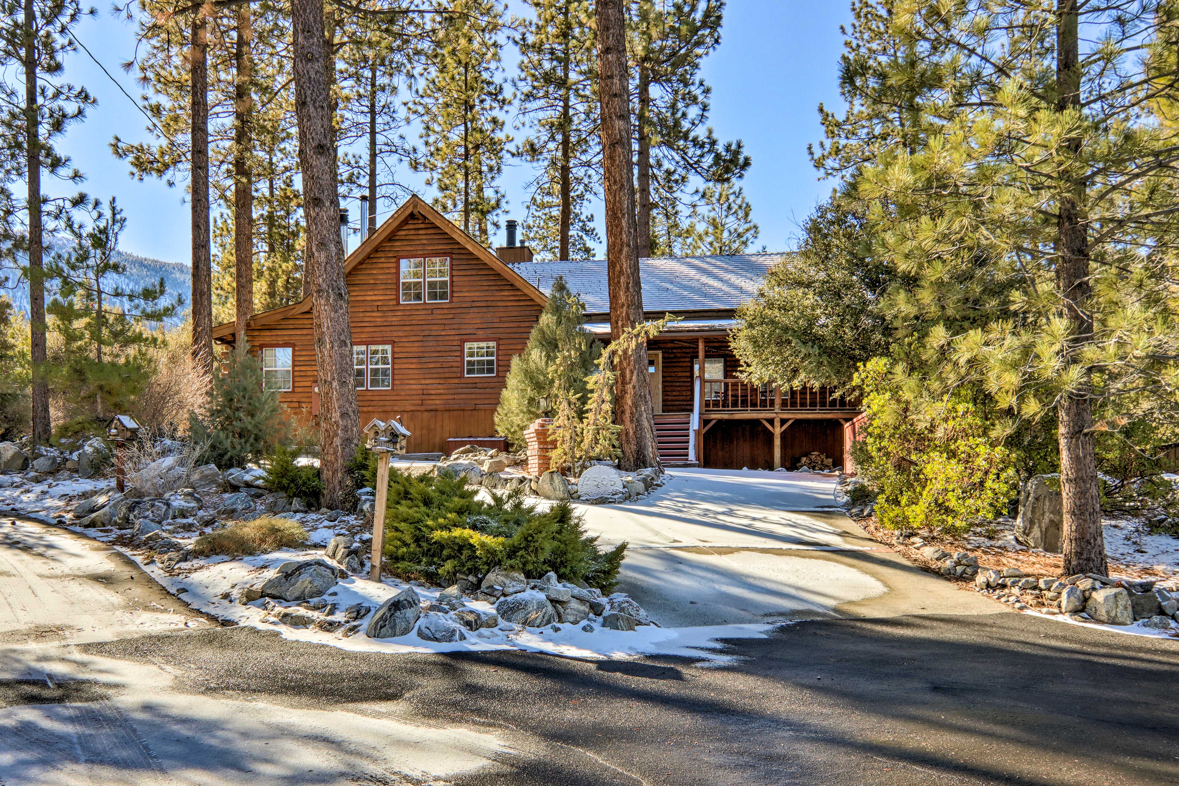 Pine Mountain Club Vacation Rental | 3BR | 2BA | 2,565 Sq Ft | Step-Free Entry