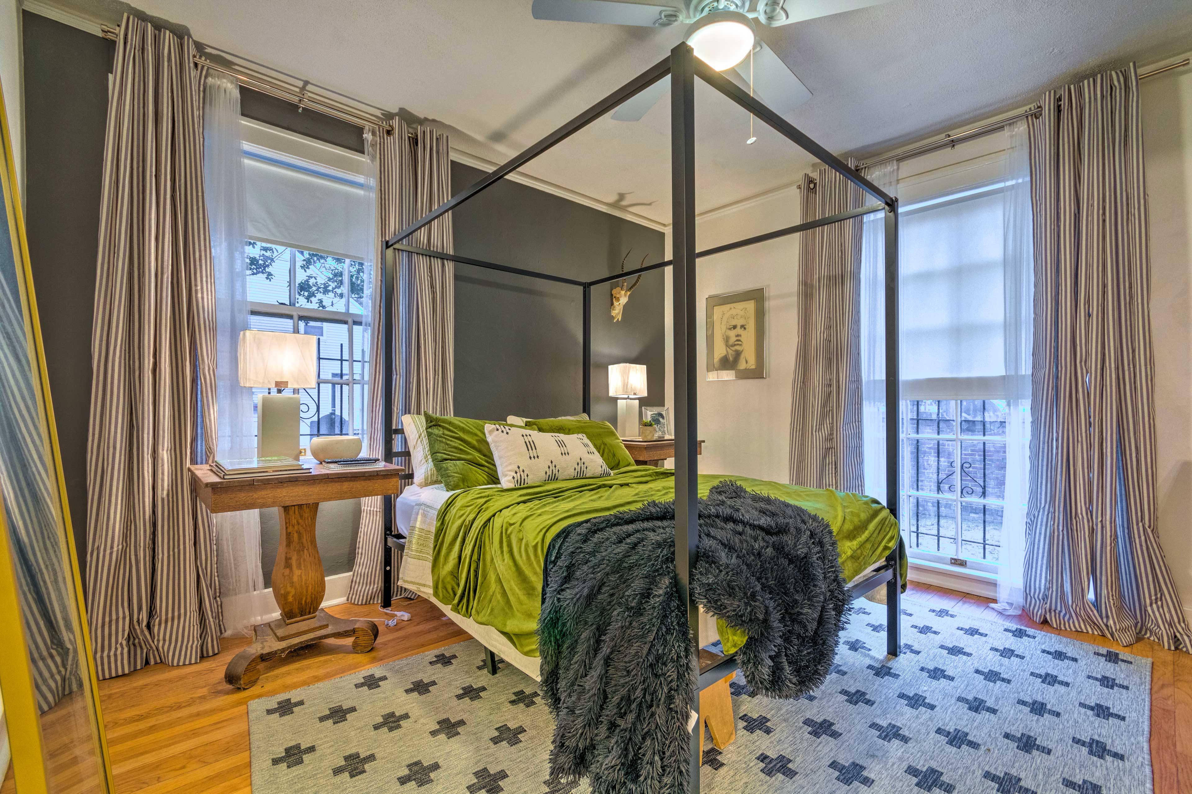 Bedroom | Full Bed | Linens Provided | Smart TV
