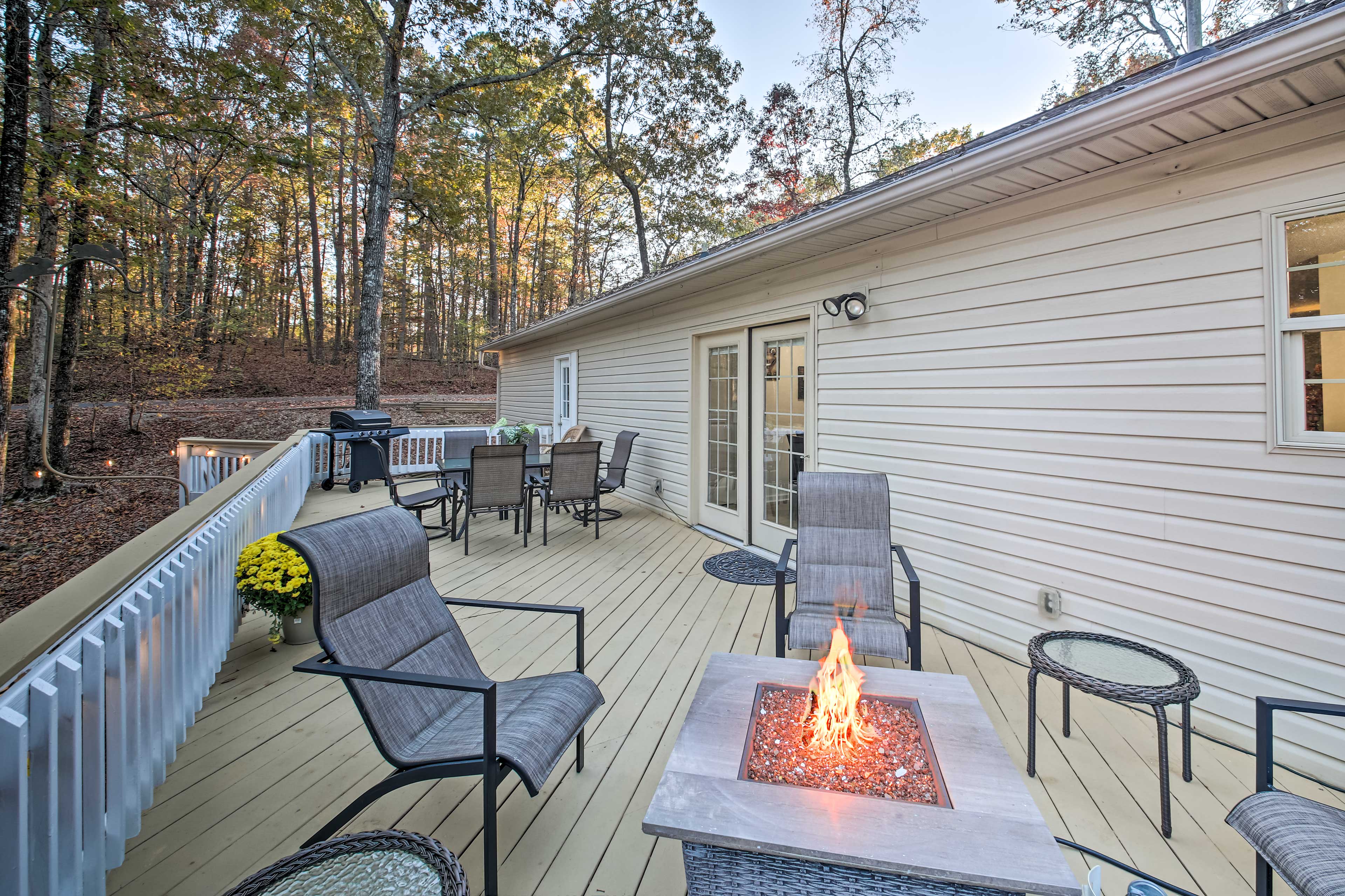 Deck | Single-Story House | Pet Friendly w/ Fee