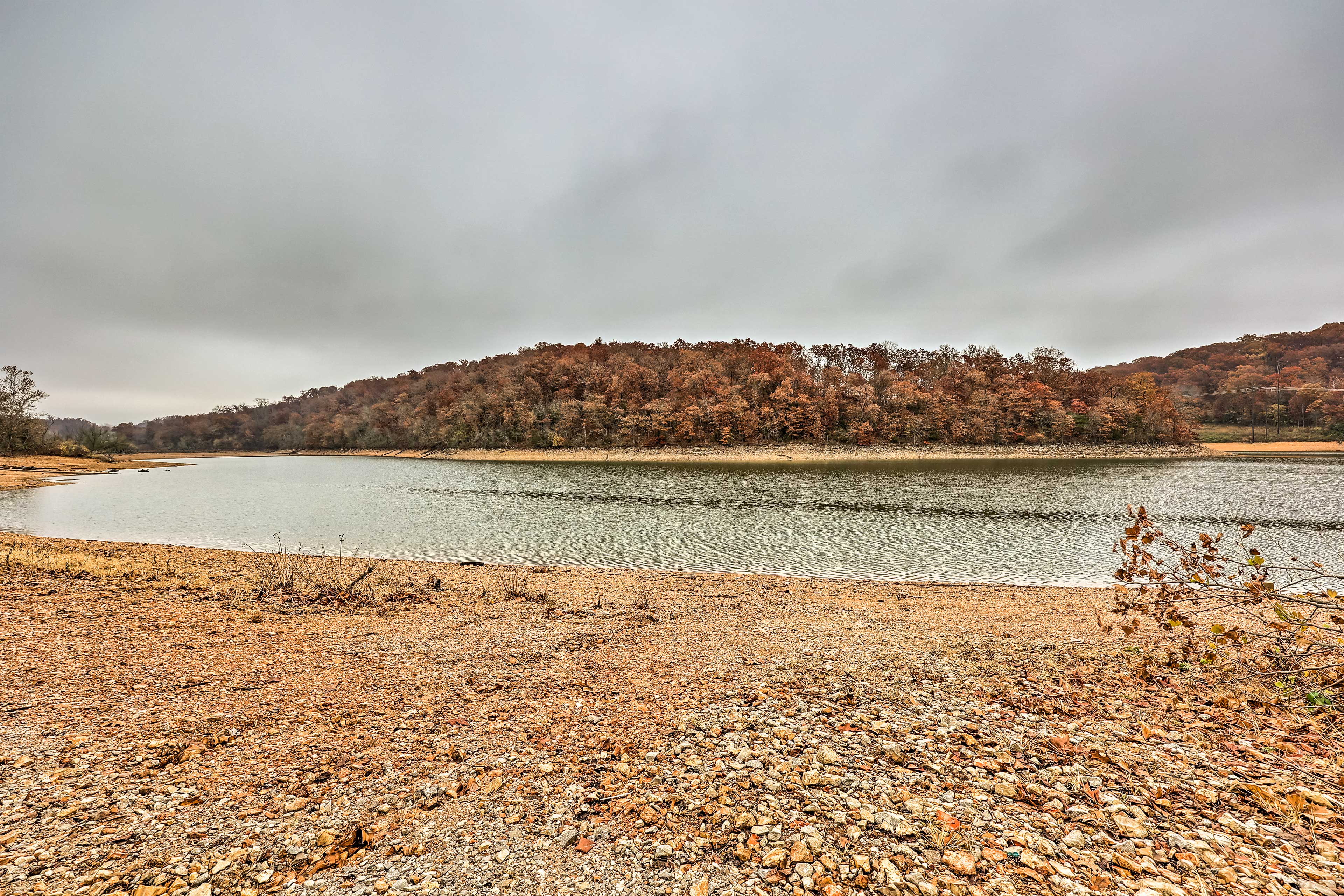 Beaver Lake Access | Public Boat Ramp (End of Property)