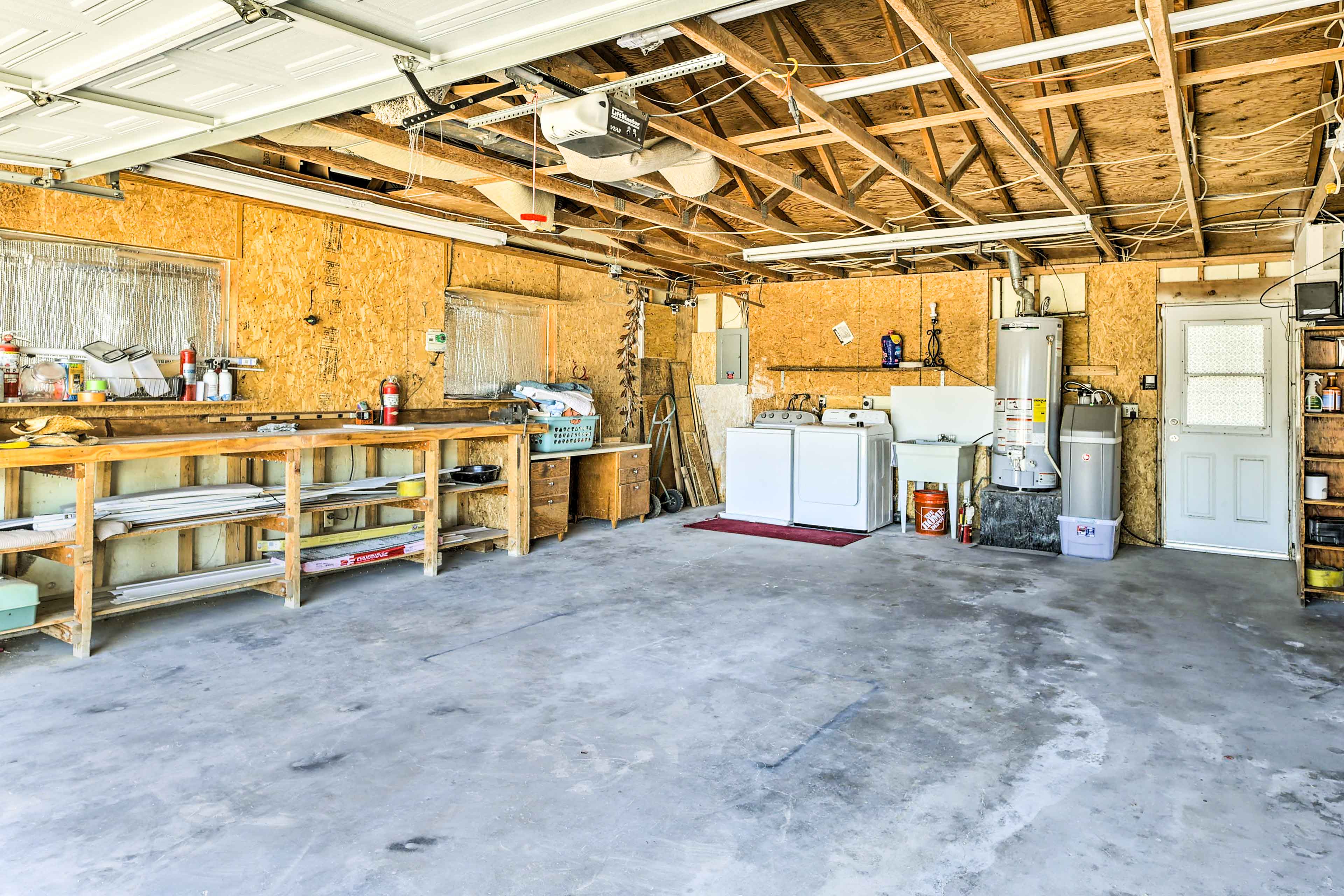 Garage | Washer/Dryer | Fridge | Water Softener