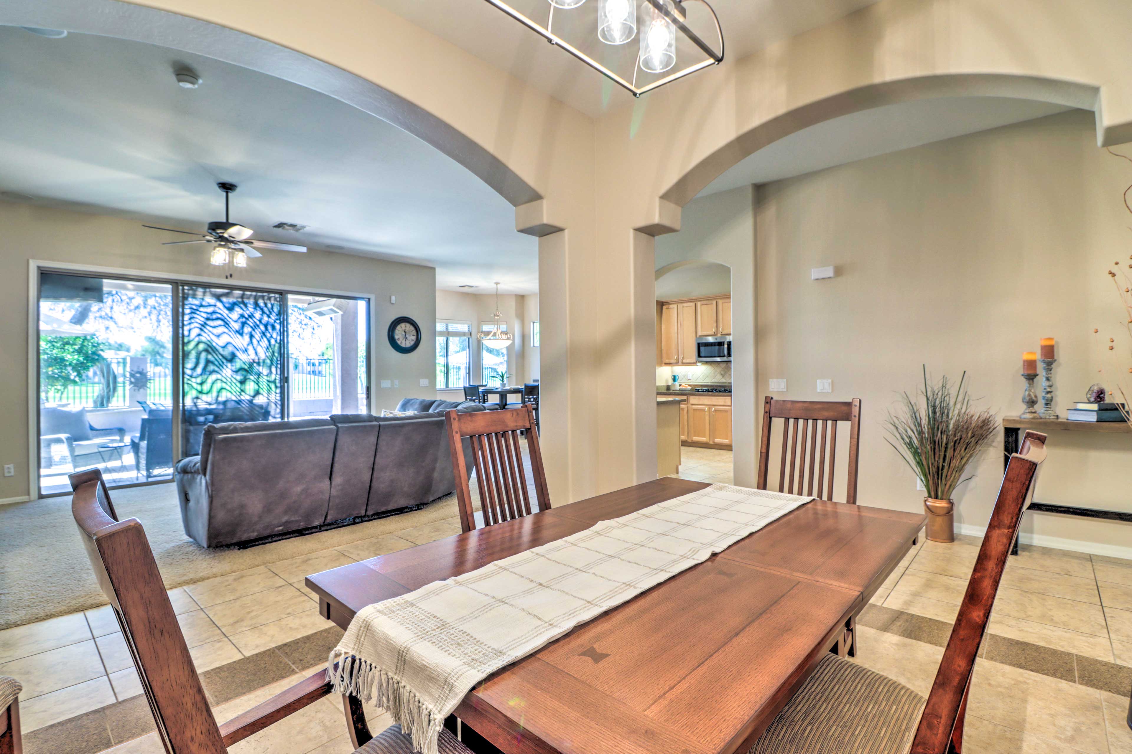 Dining Room | Dishware/Flatware Provided