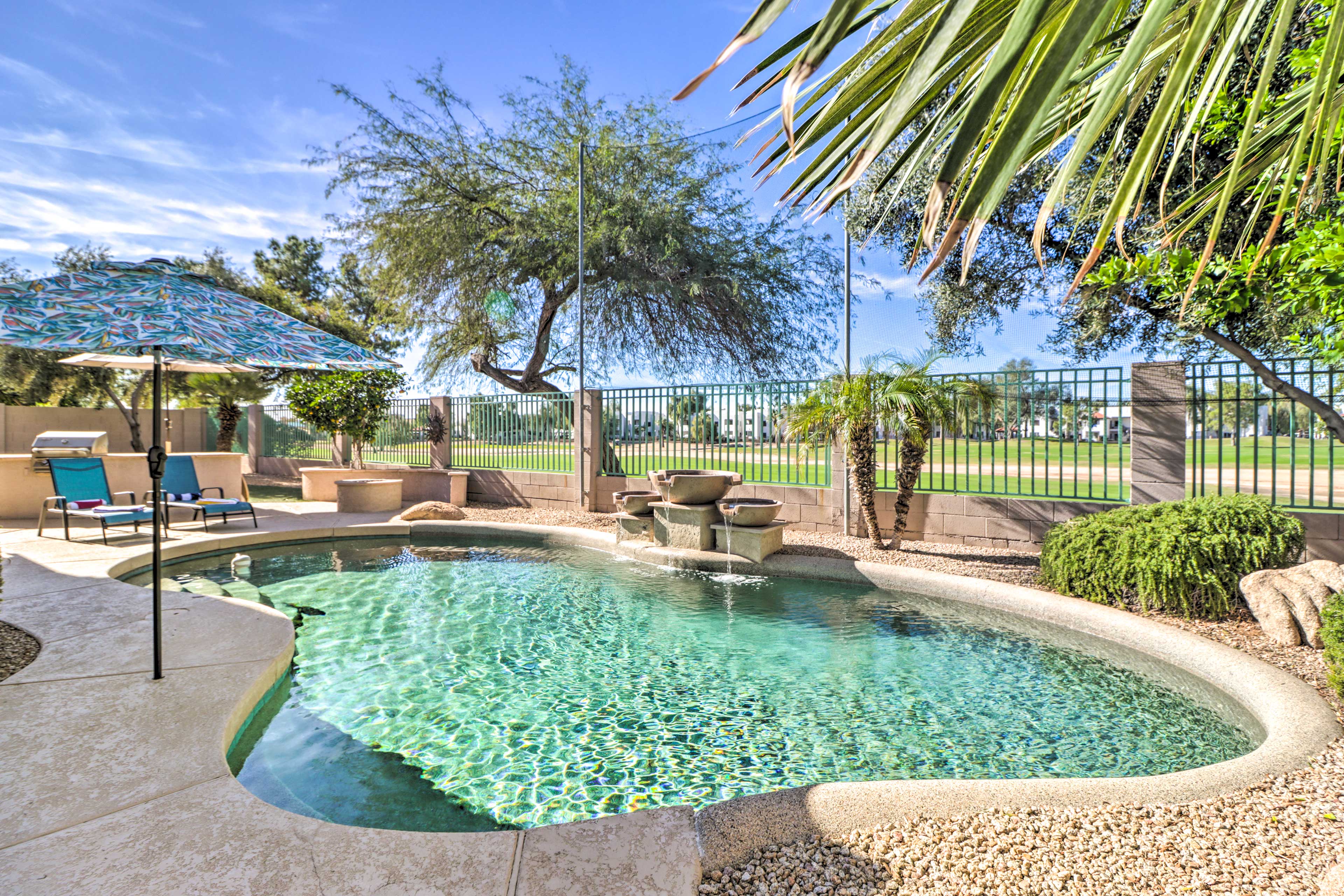 Goodyear Home on Golf Course w/ Putting Green