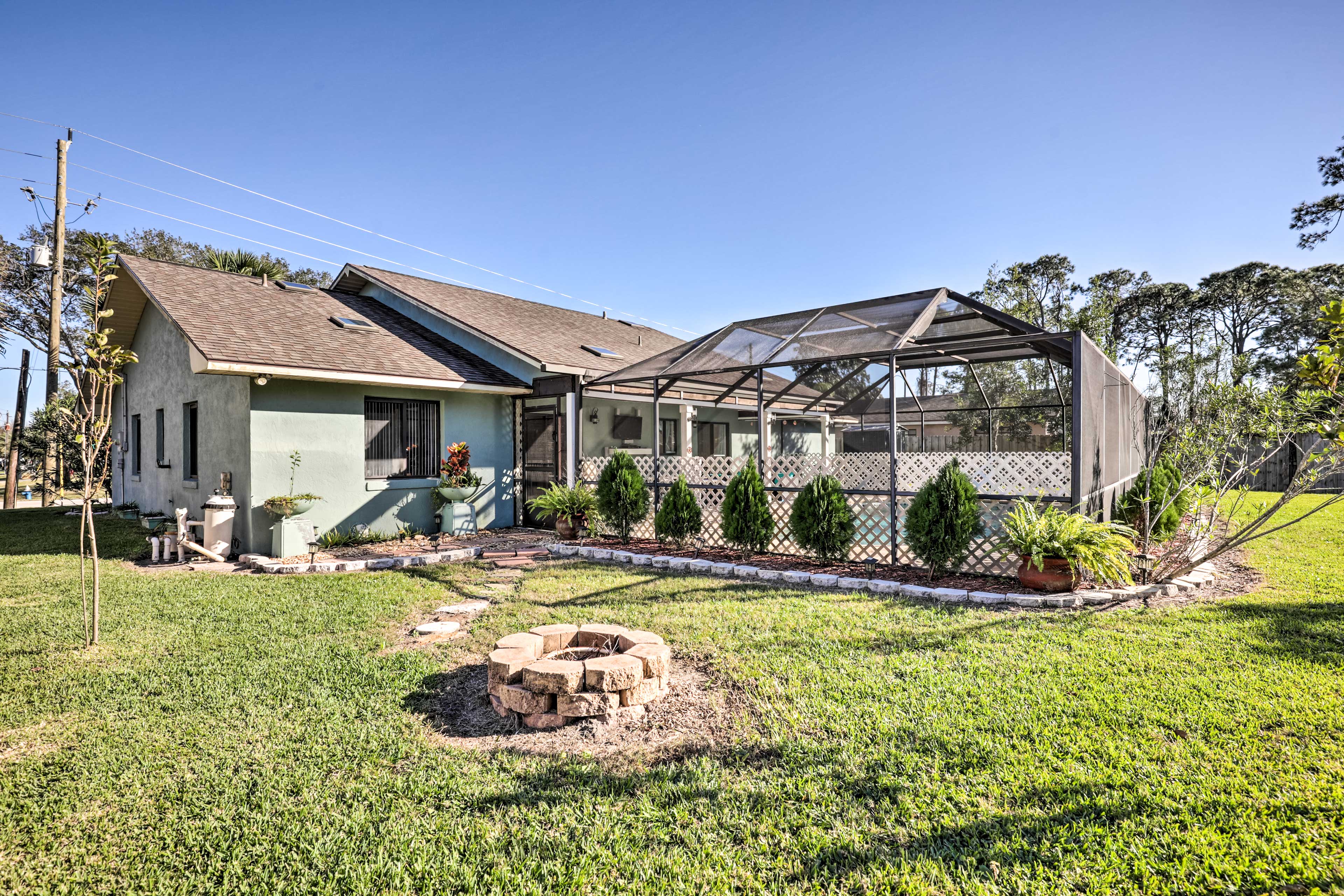 Backyard | Fire Pit