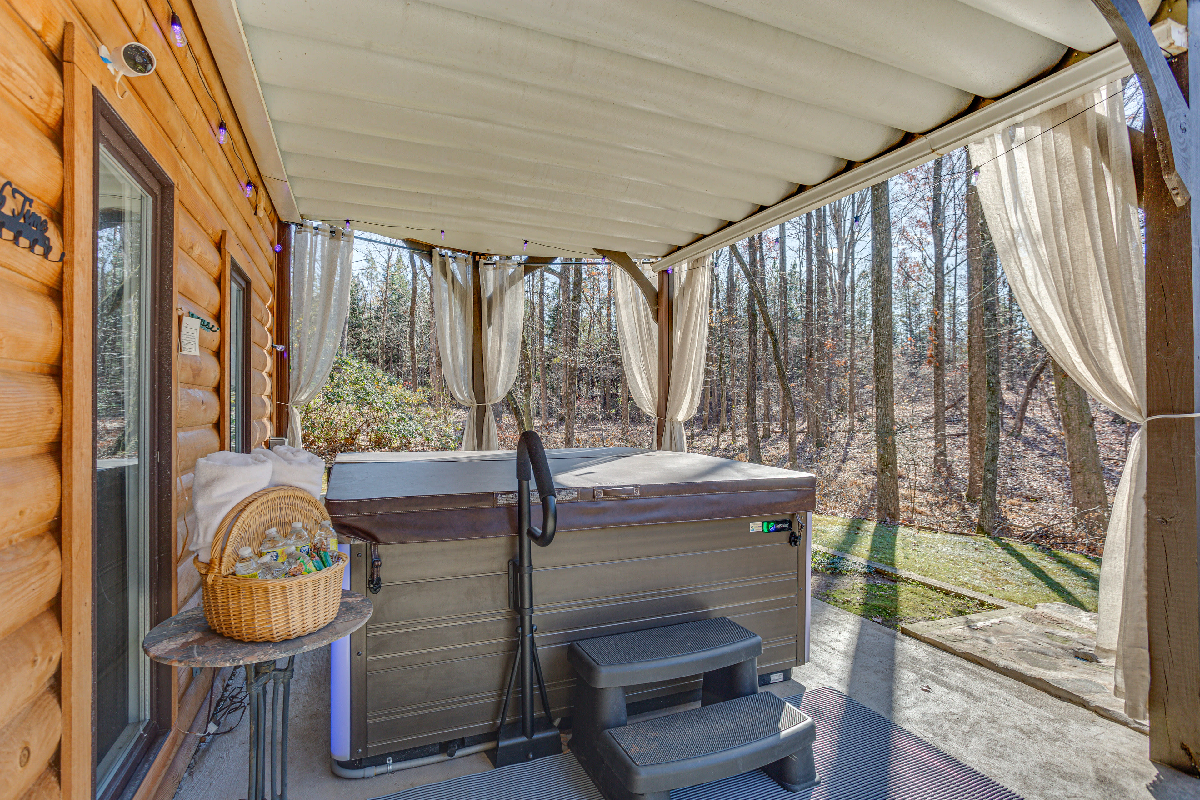 Covered Patio | Hot Tub